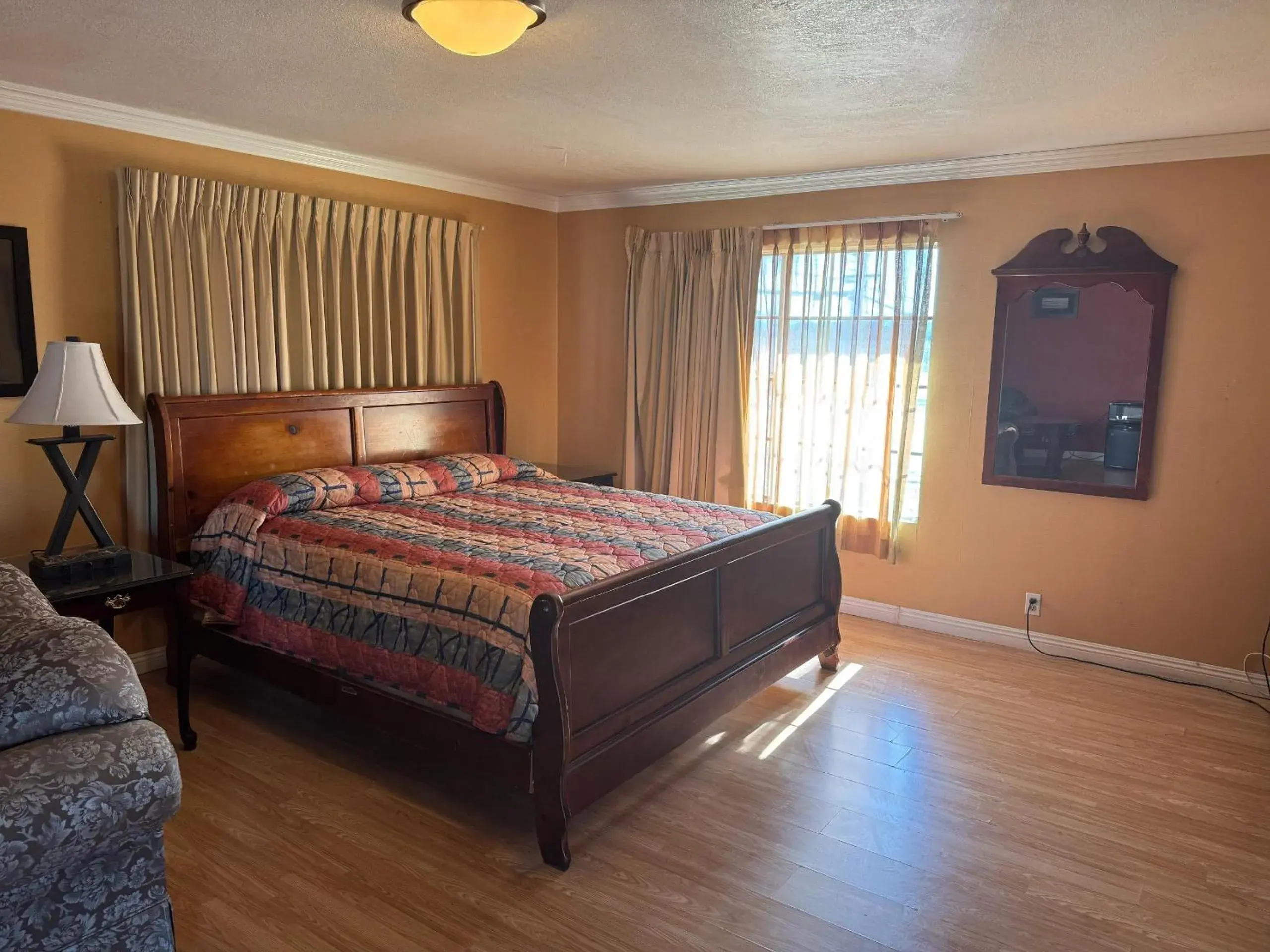 Bed in Vista Motel - Riverside Bed in Vista Motel - Riverside