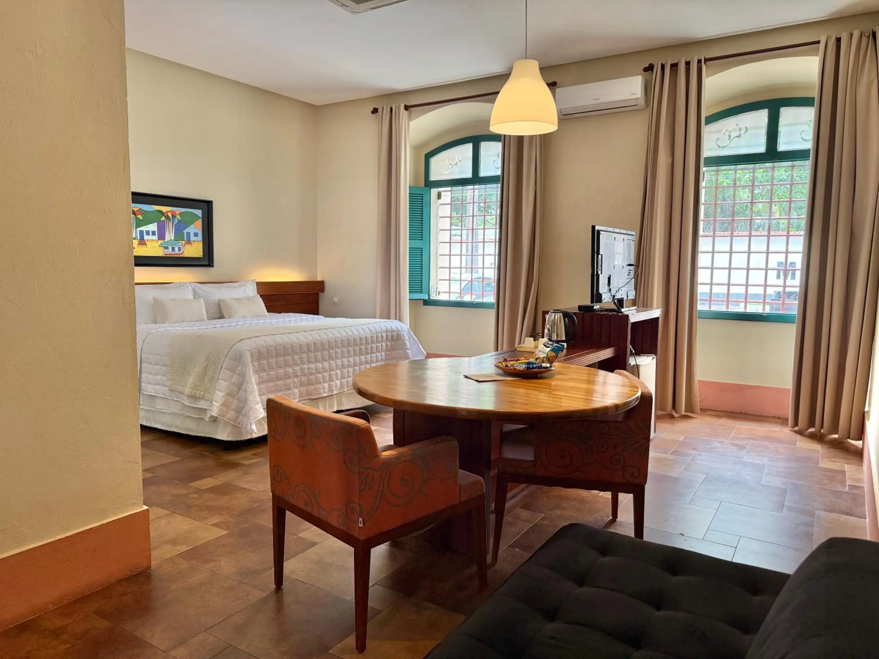 Deluxe Room in Atrium Hotel Quinta De Pedras Deluxe Room in Atrium Hotel Quinta De Pedras