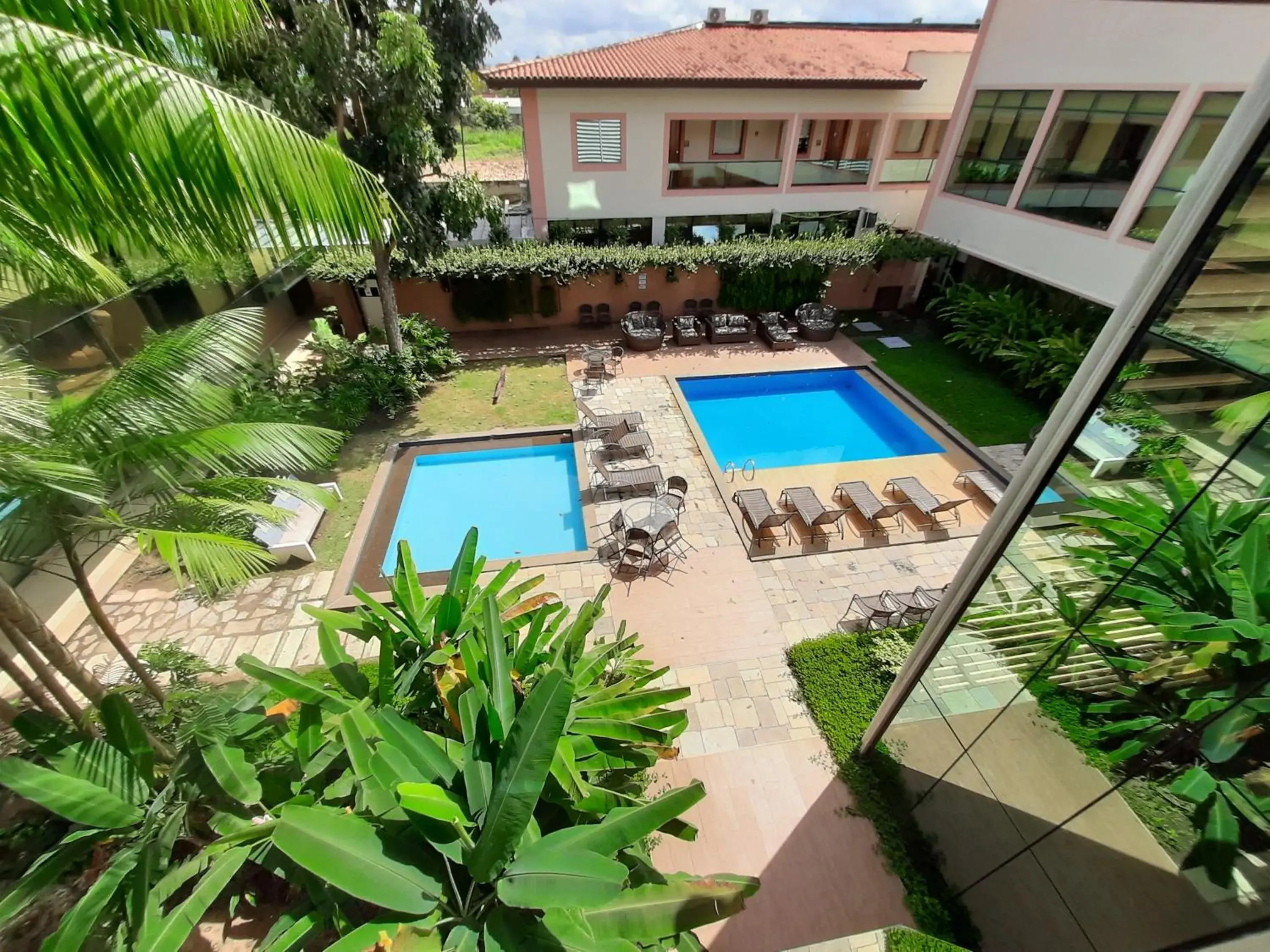 Pool view in Atrium Hotel Quinta De Pedras Pool view in Atrium Hotel Quinta De Pedras