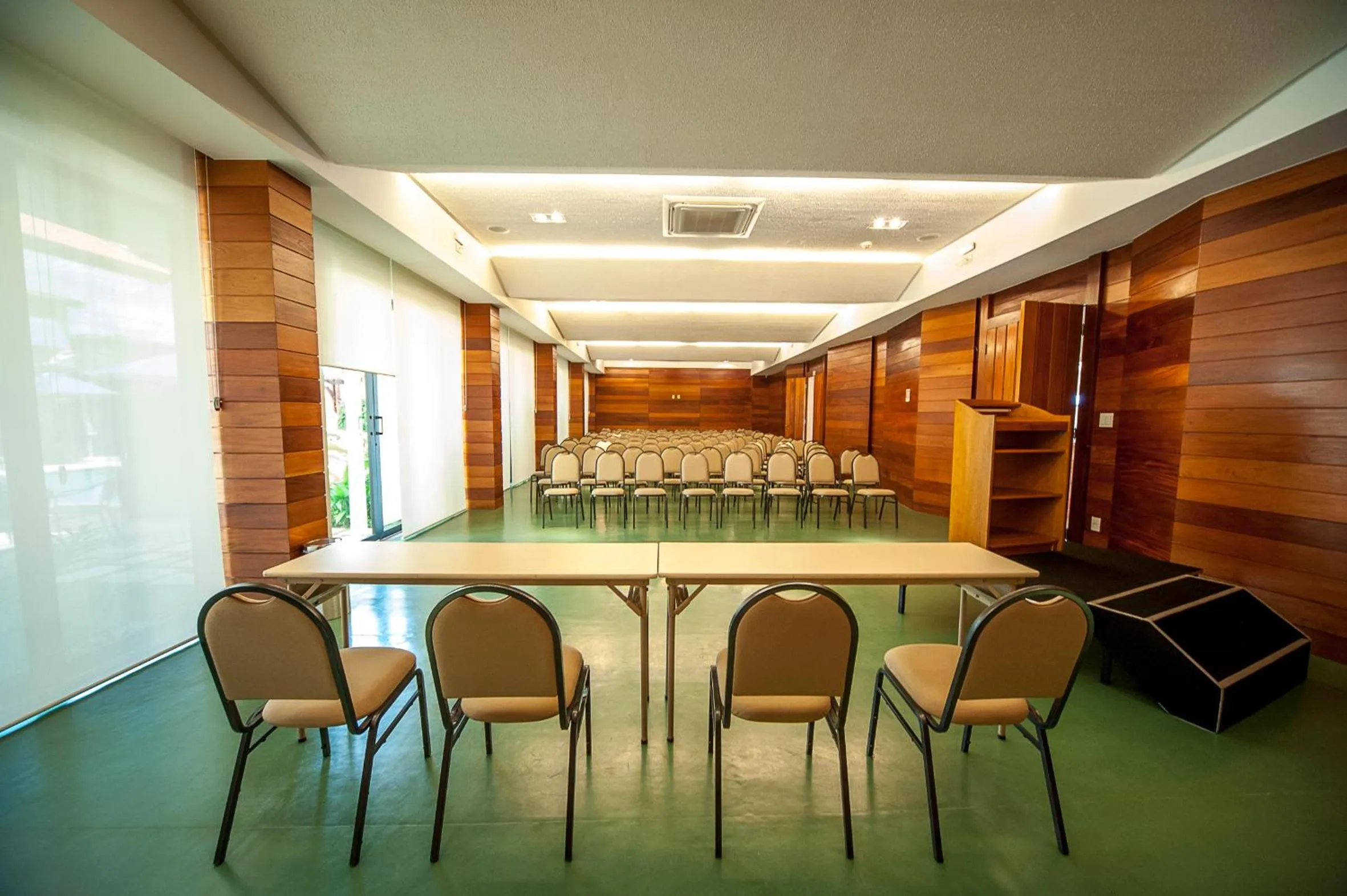 Meeting/conference room in Atrium Hotel Quinta De Pedras
