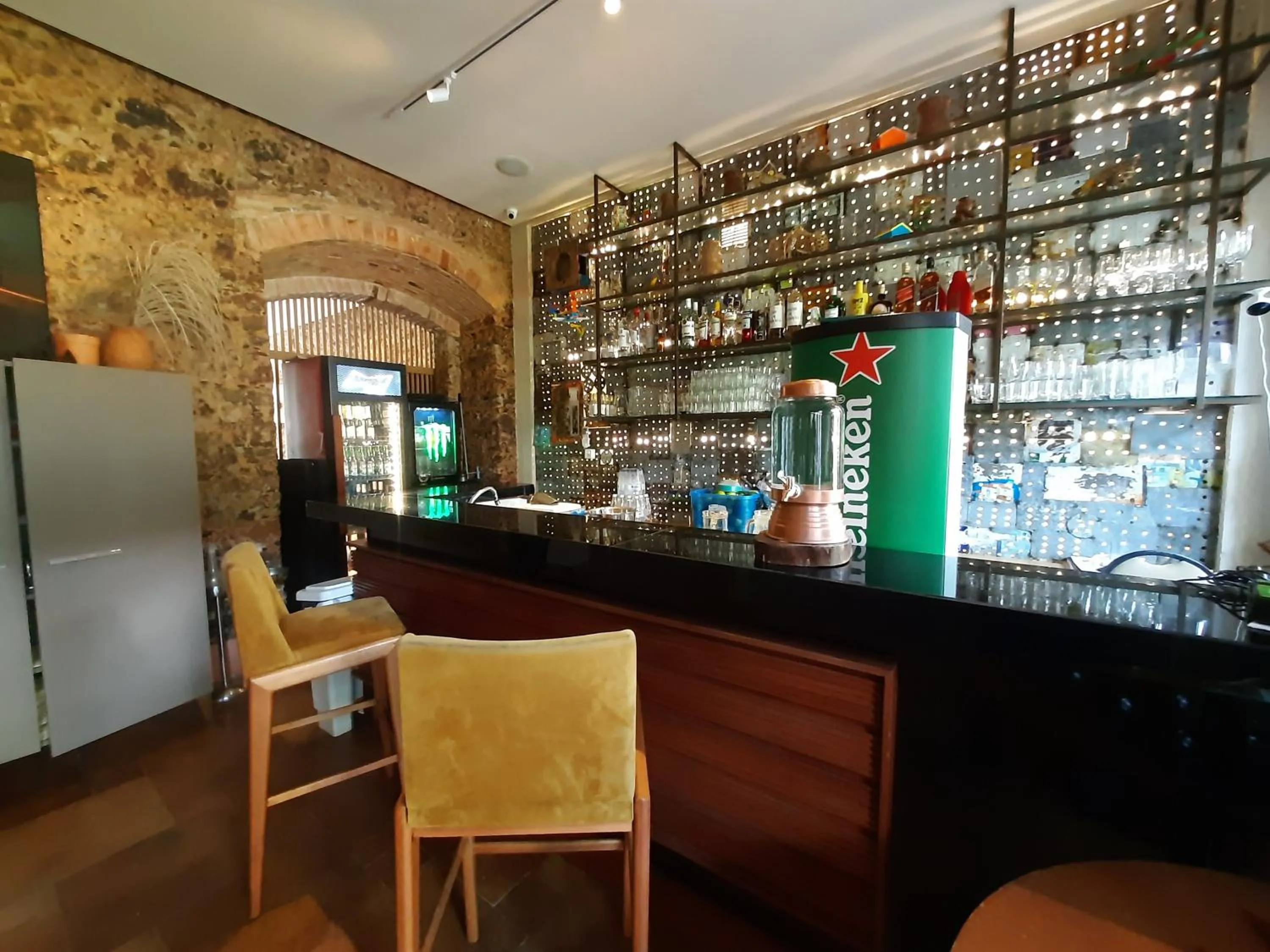 Restaurant/places to eat in Atrium Hotel Quinta De Pedras