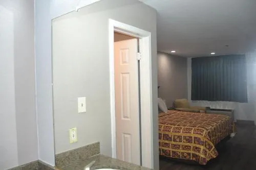 Deluxe Inn Irving