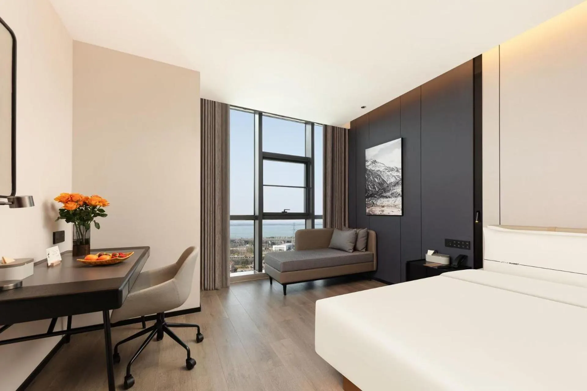Bed in Atour Hotel Suzhou Industrial Park Fengting Avenue