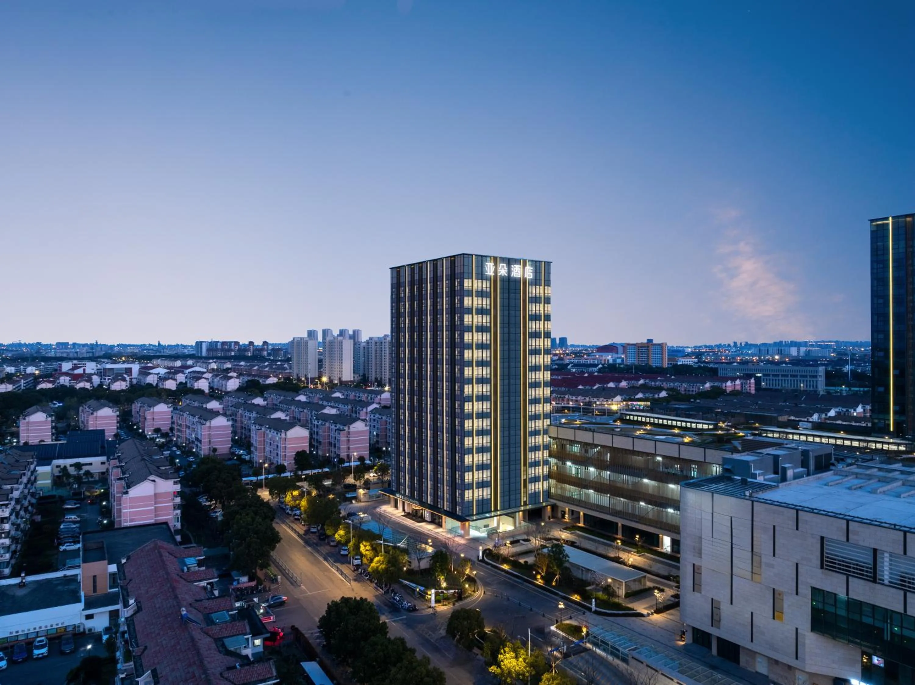 Property building in Atour Hotel Suzhou Industrial Park Fengting Avenue