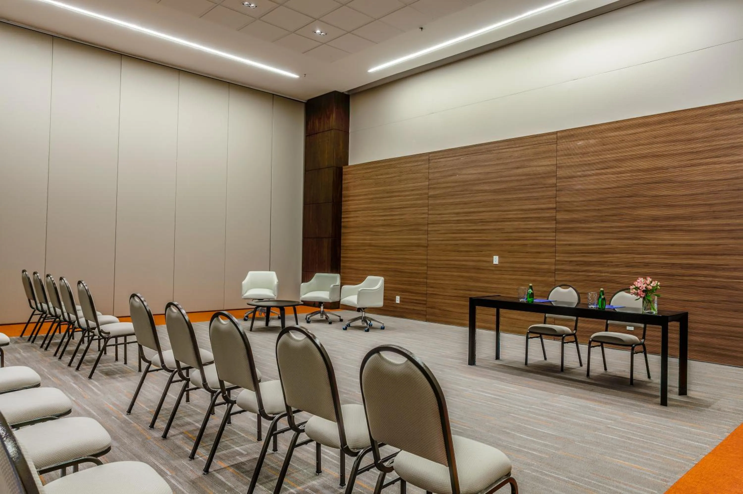 Business facilities in Blue Tree Premium Alphaville