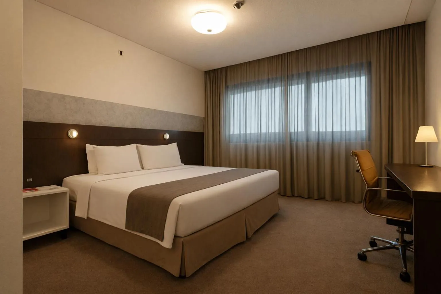 Bed in Blue Tree Premium Alphaville