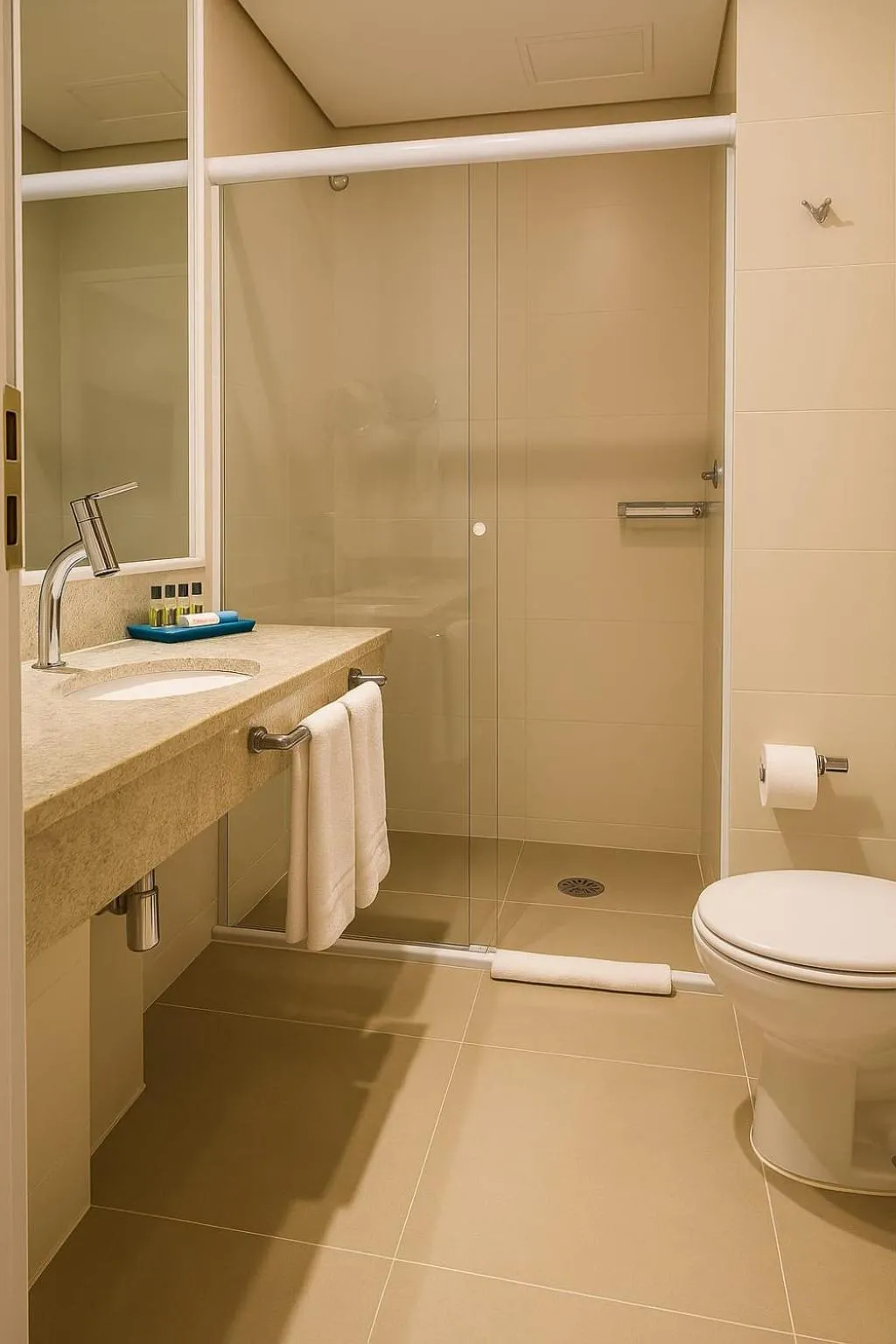 Shower in Blue Tree Premium Alphaville