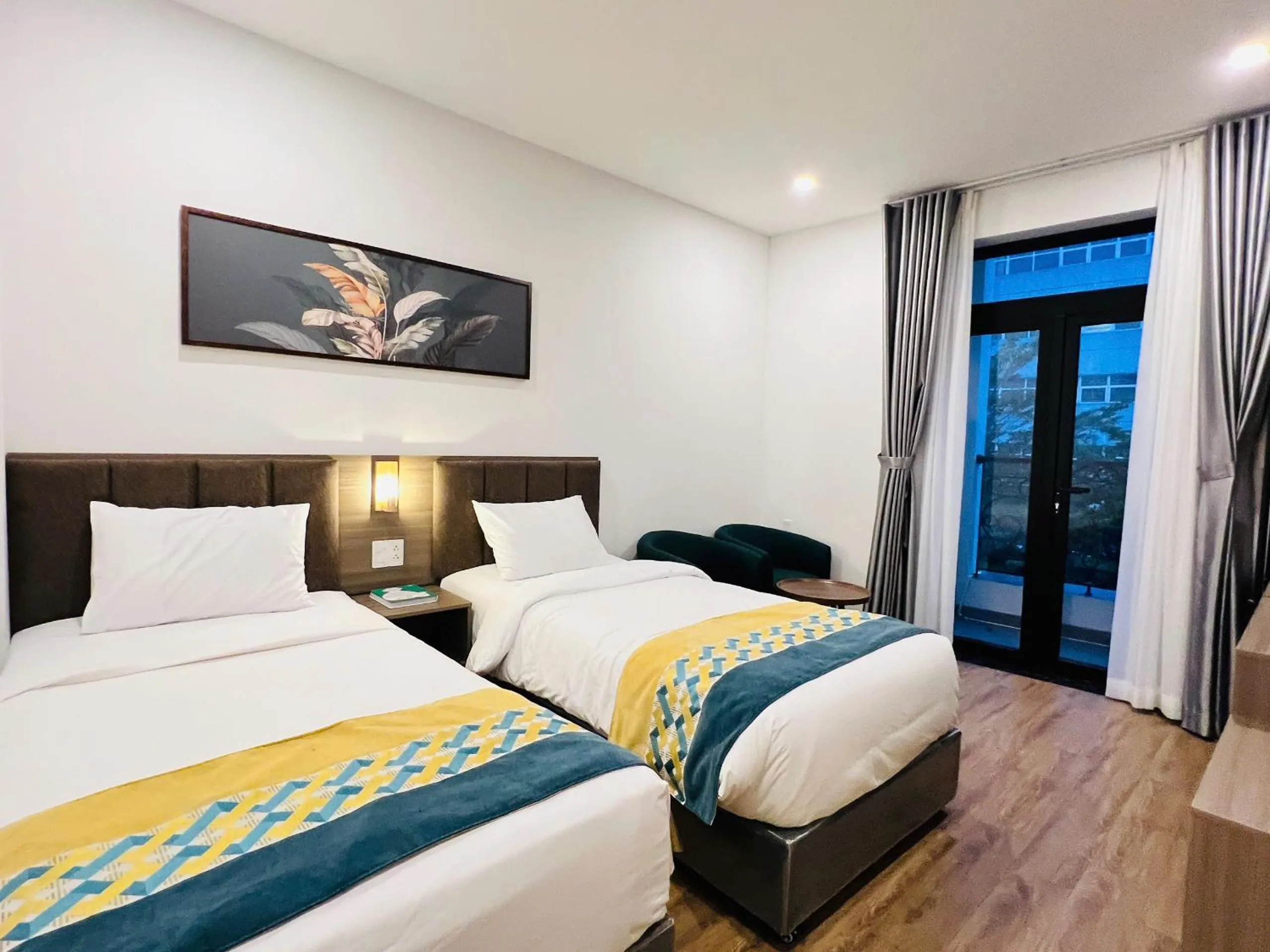 Deluxe Twin Room in Swan Boutique Hotel