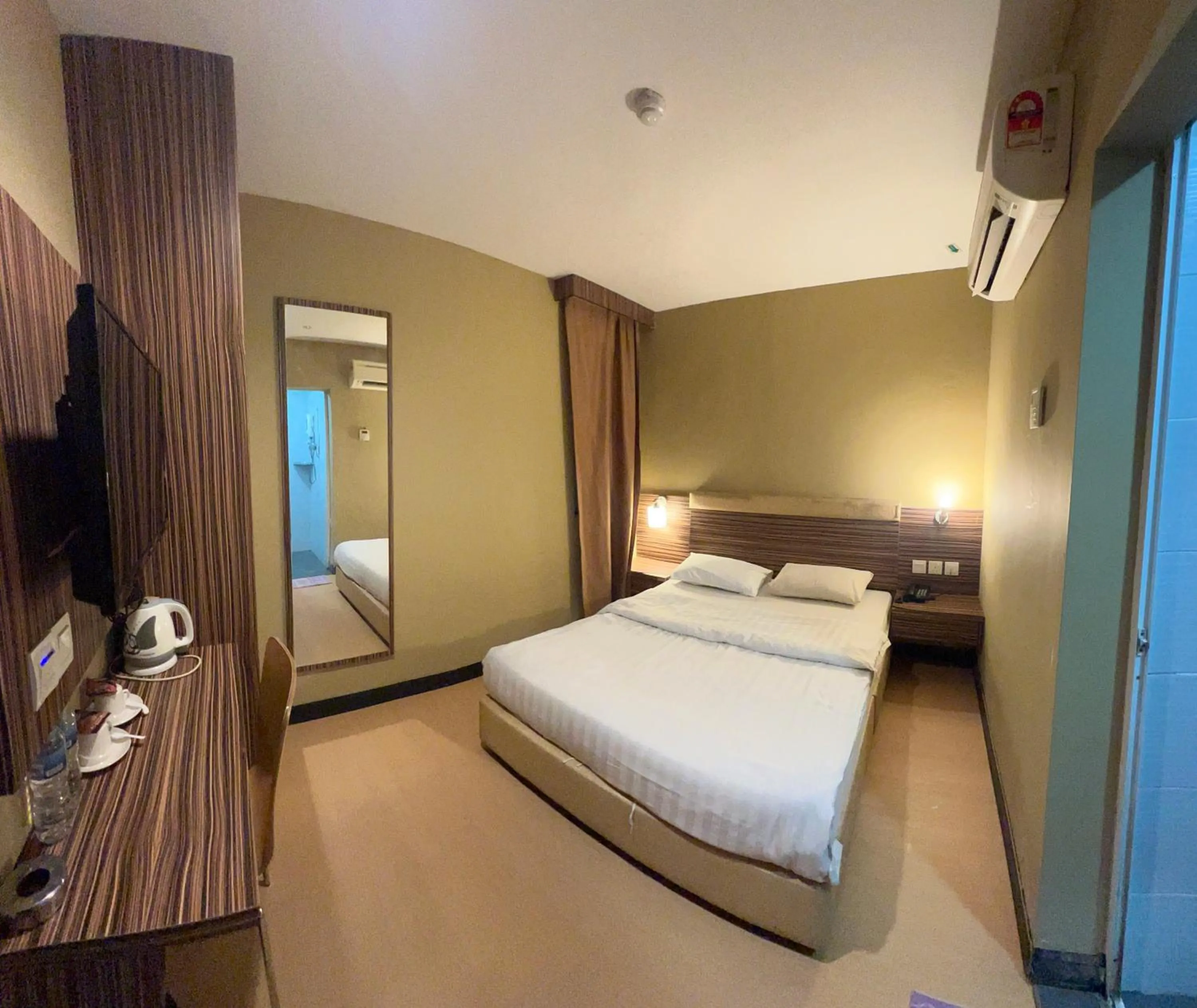 Bedroom, Bed in Havona Hotel - Permas Jaya - Self Check-In