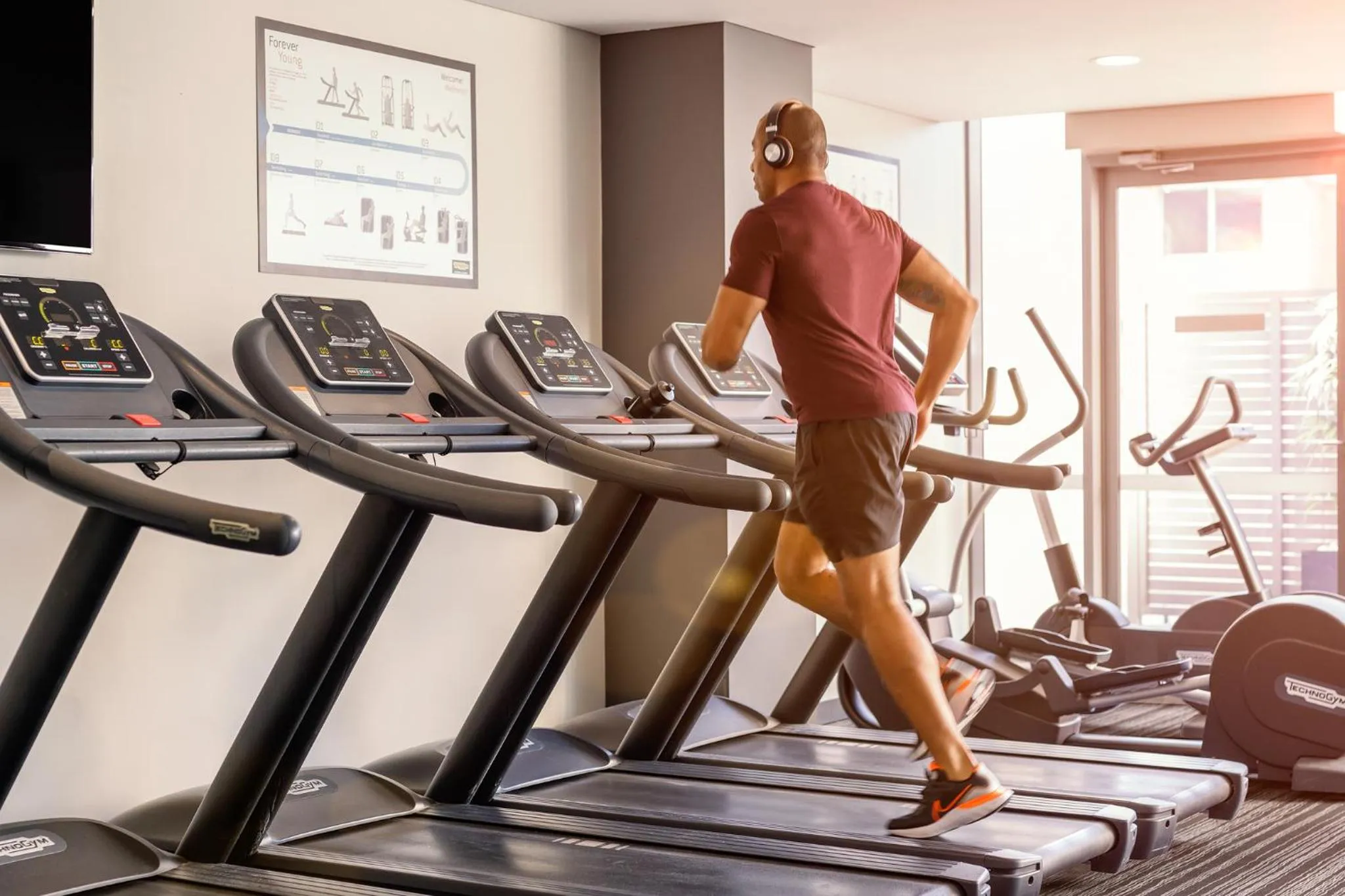 Fitness centre/facilities in Meriton Suites Chatswood