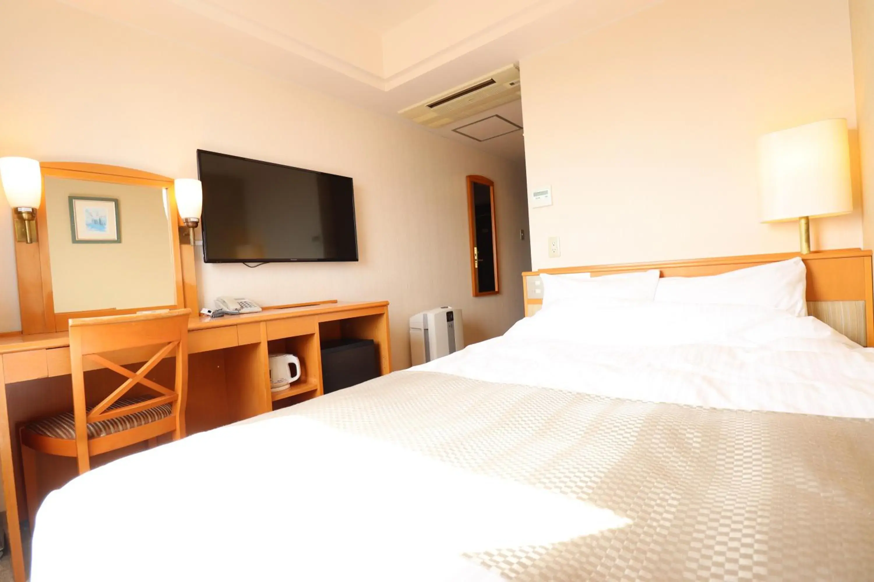 Standard Double Room - single occupancy - New Building - Non-Smoking in Imabari Urban Hotel Standard Double Room - single occupancy - New Building - Non-Smoking in Imabari Urban Hotel