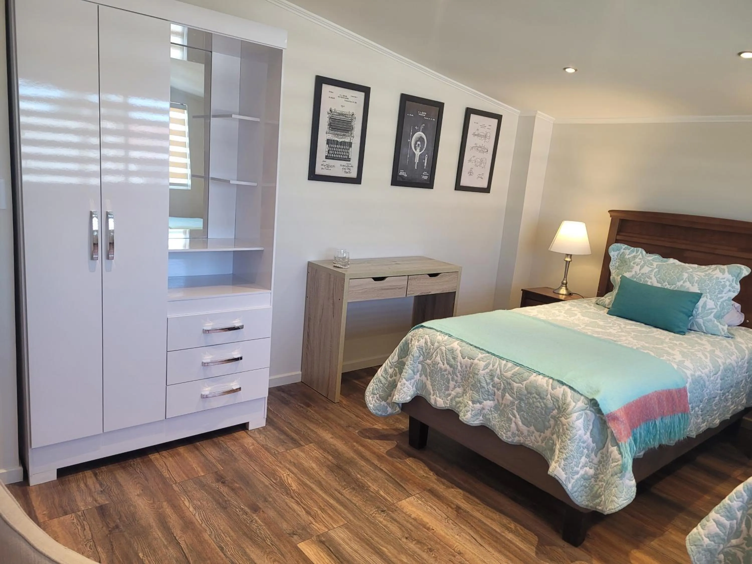 Bed in Hotel Puerta del Lago