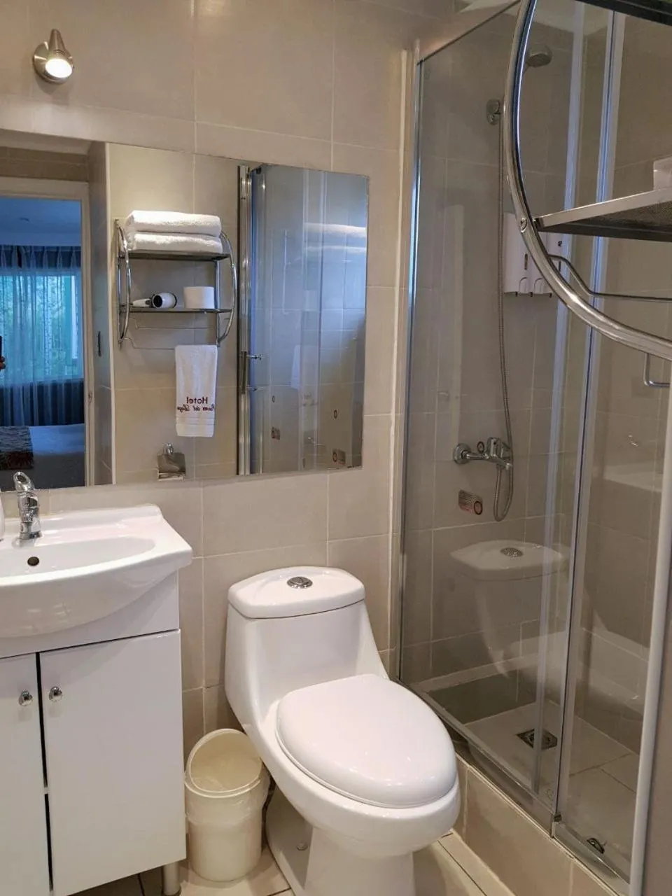 Hotel Puerta del Lago