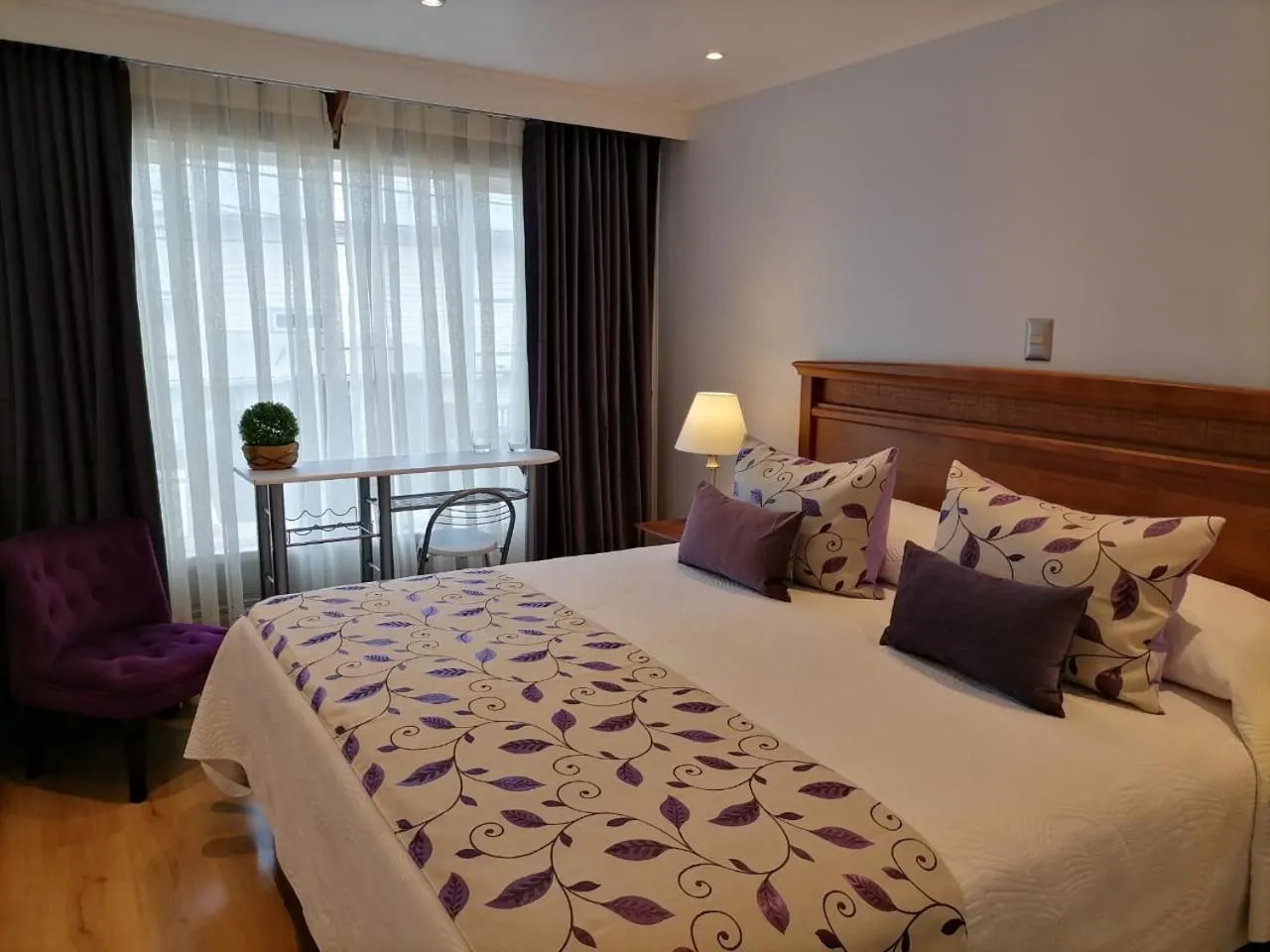 Bed in Hotel Puerta del Lago