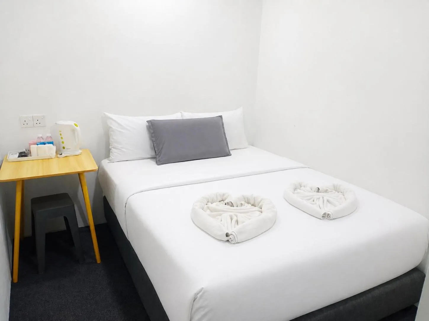 Bed in The Ardens Hotel - Pekan Nenas, Pontian