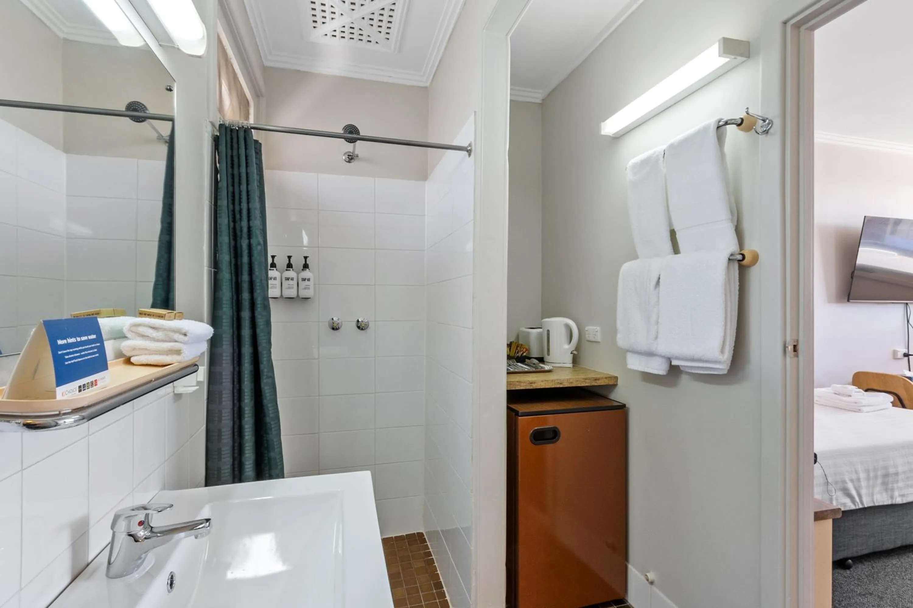 Bed in Econo Lodge Port Augusta