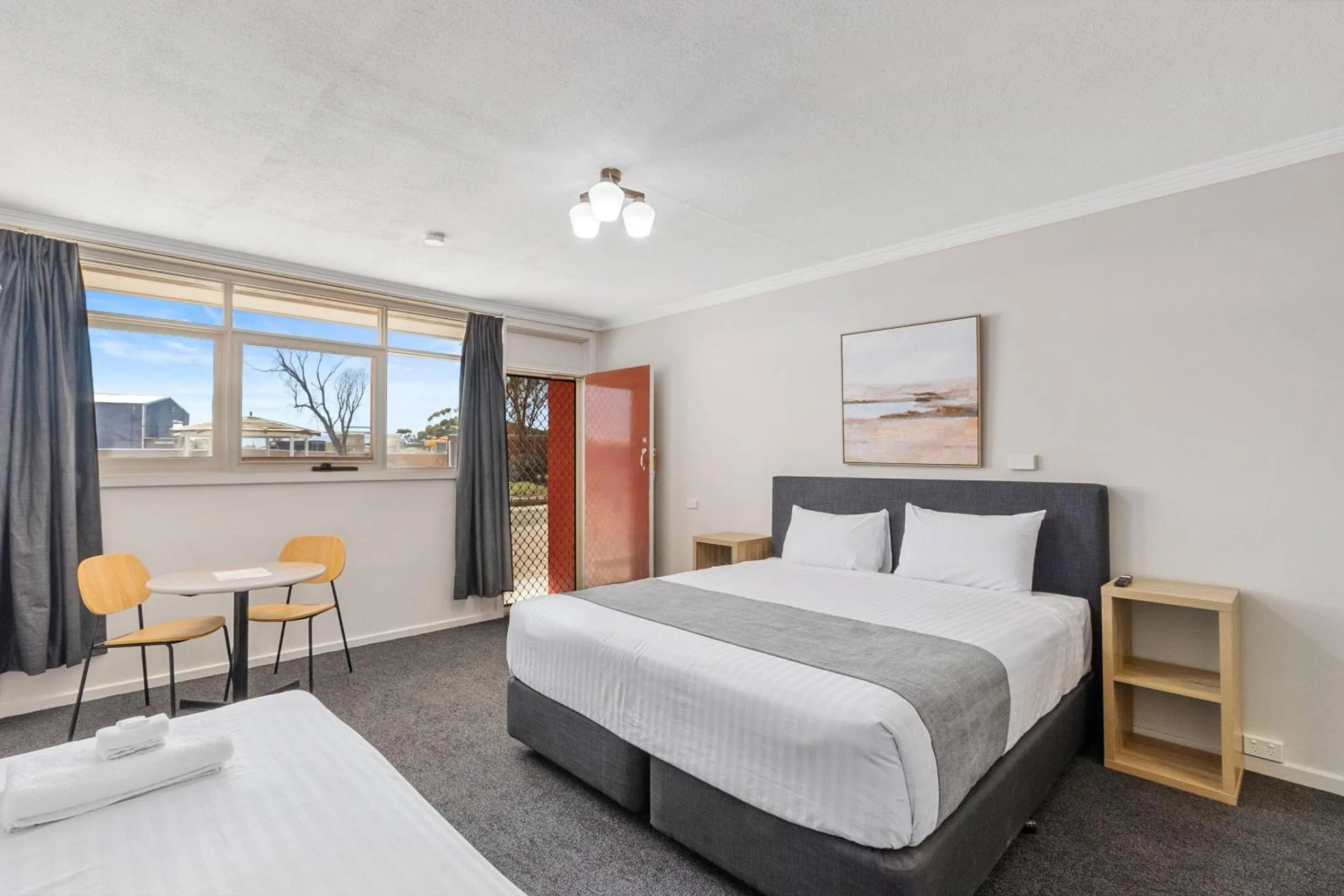 Bedroom, Bed in Econo Lodge Port Augusta