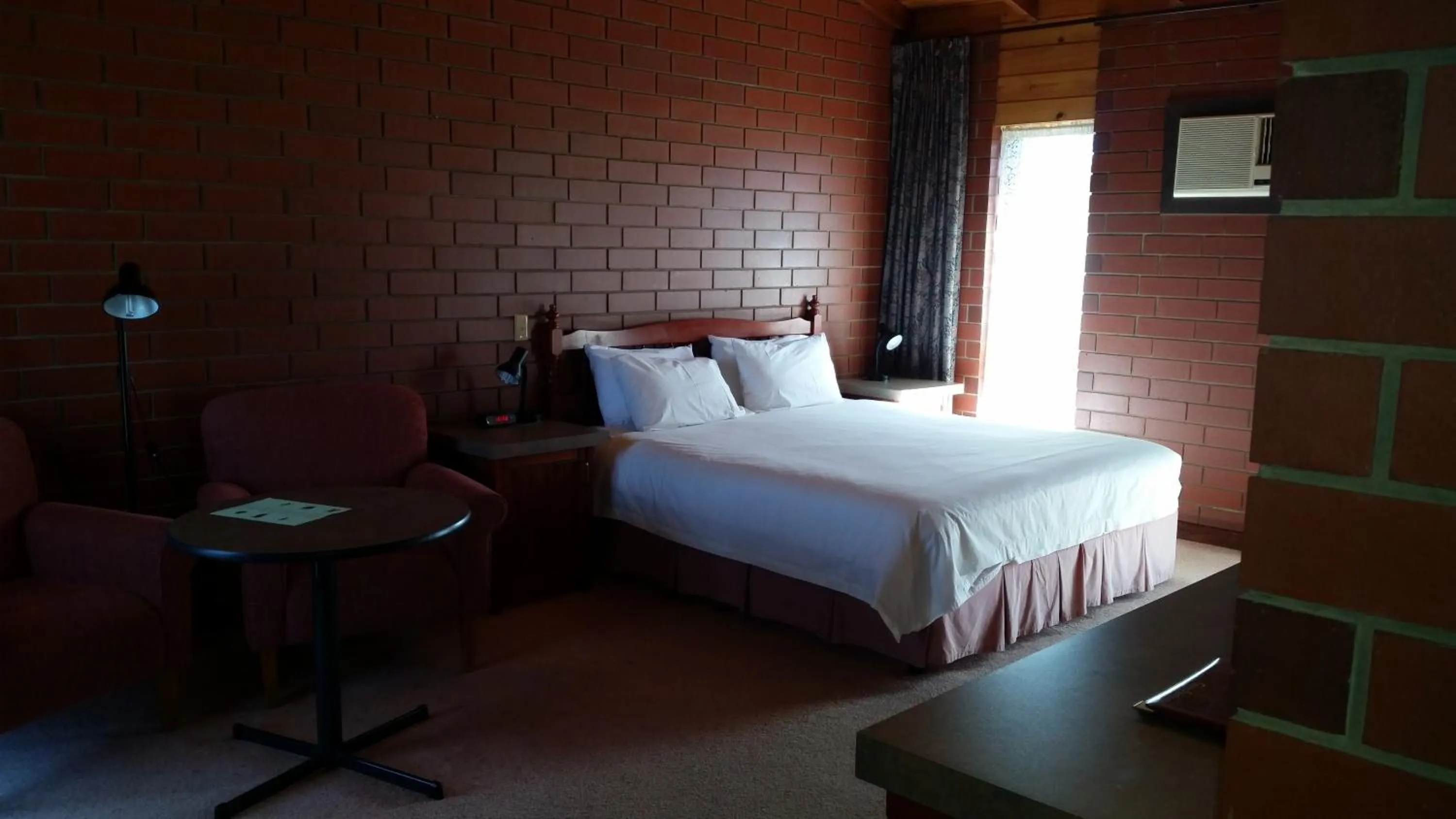 Deluxe King Room in Econo Lodge Port Augusta