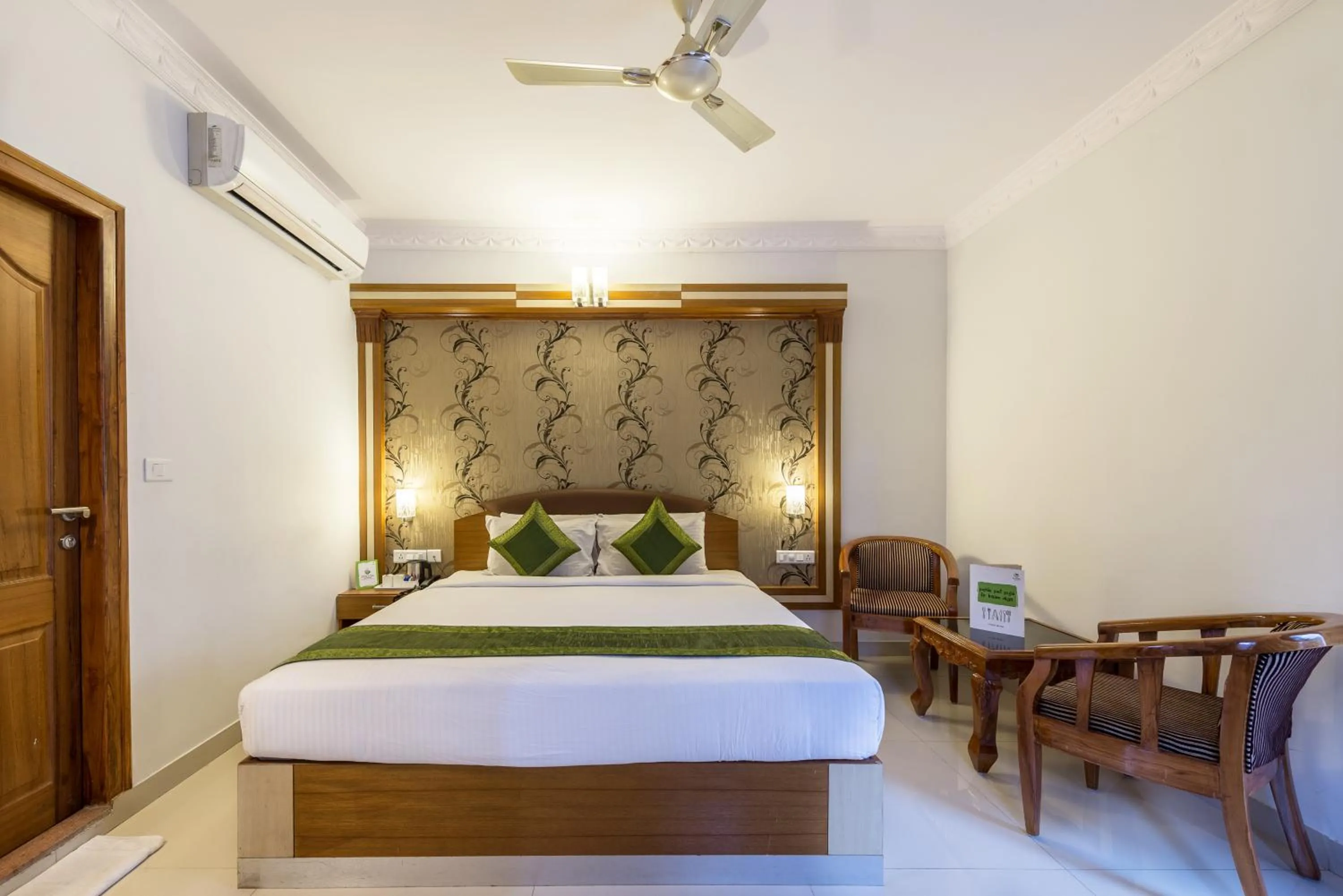 Bed in Treebo Akshaya Lalbagh Inn