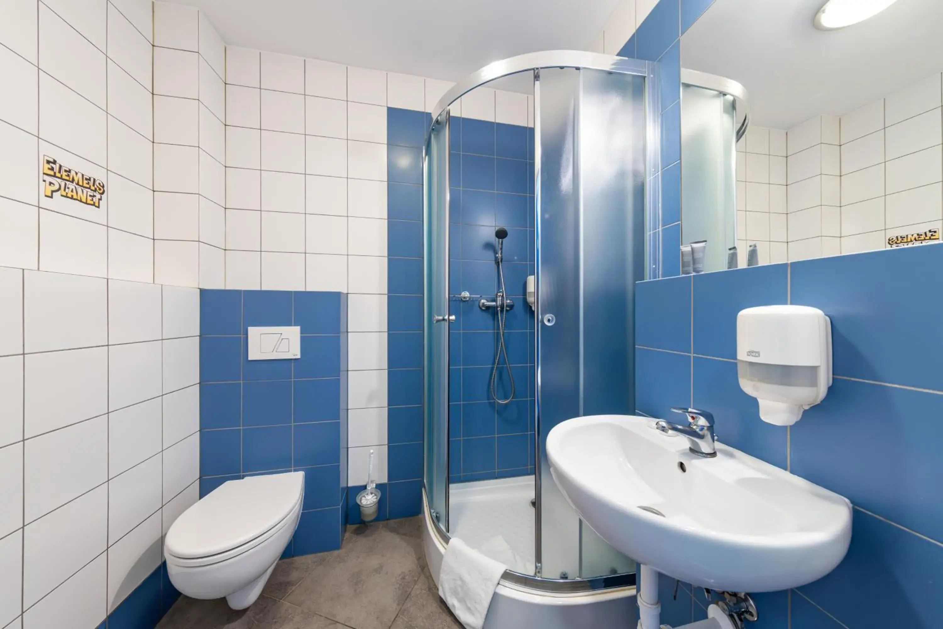 Small Studio in Elemels Planet Small Studio in Elemels Planet