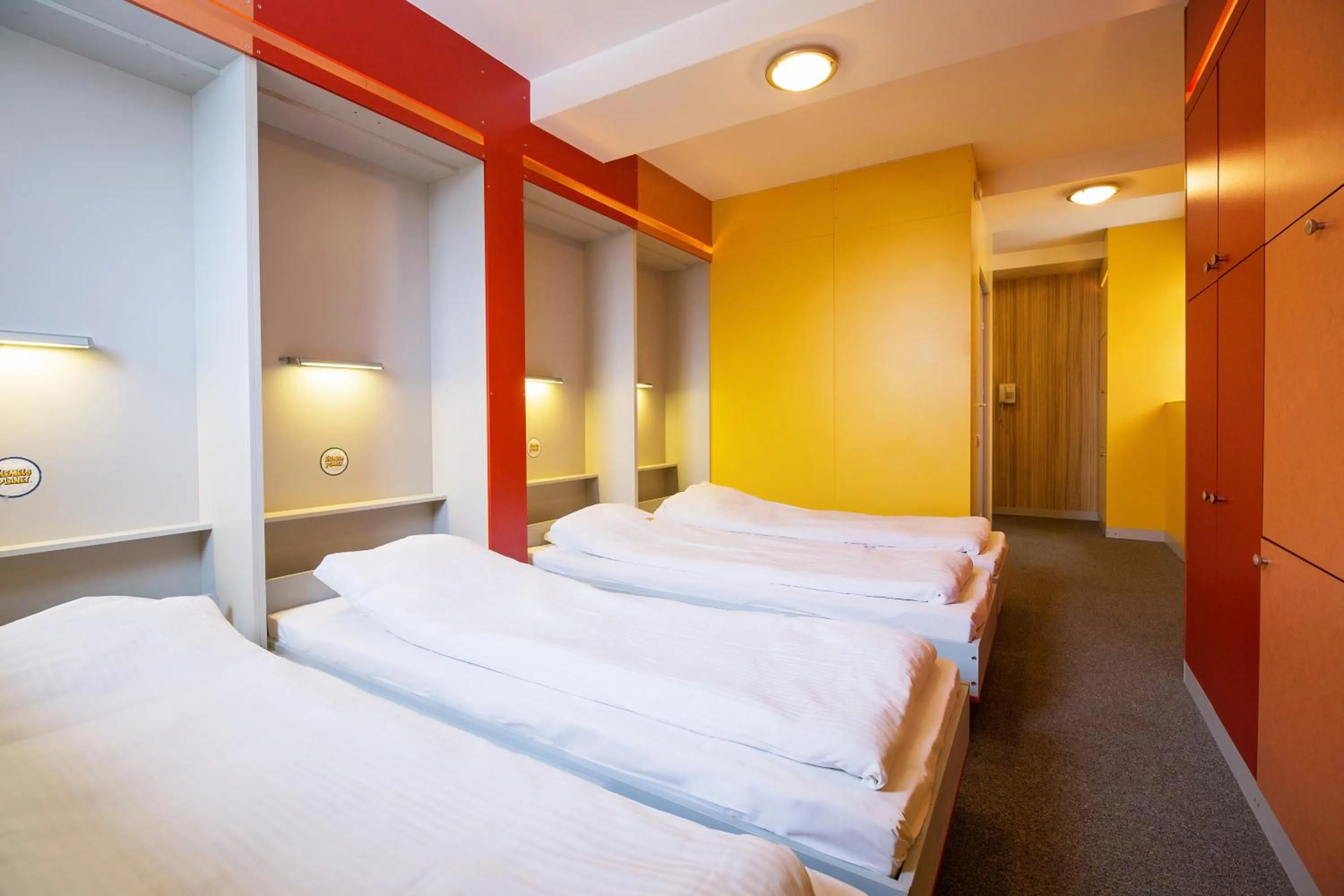 Other, Bed in Elemels Planet