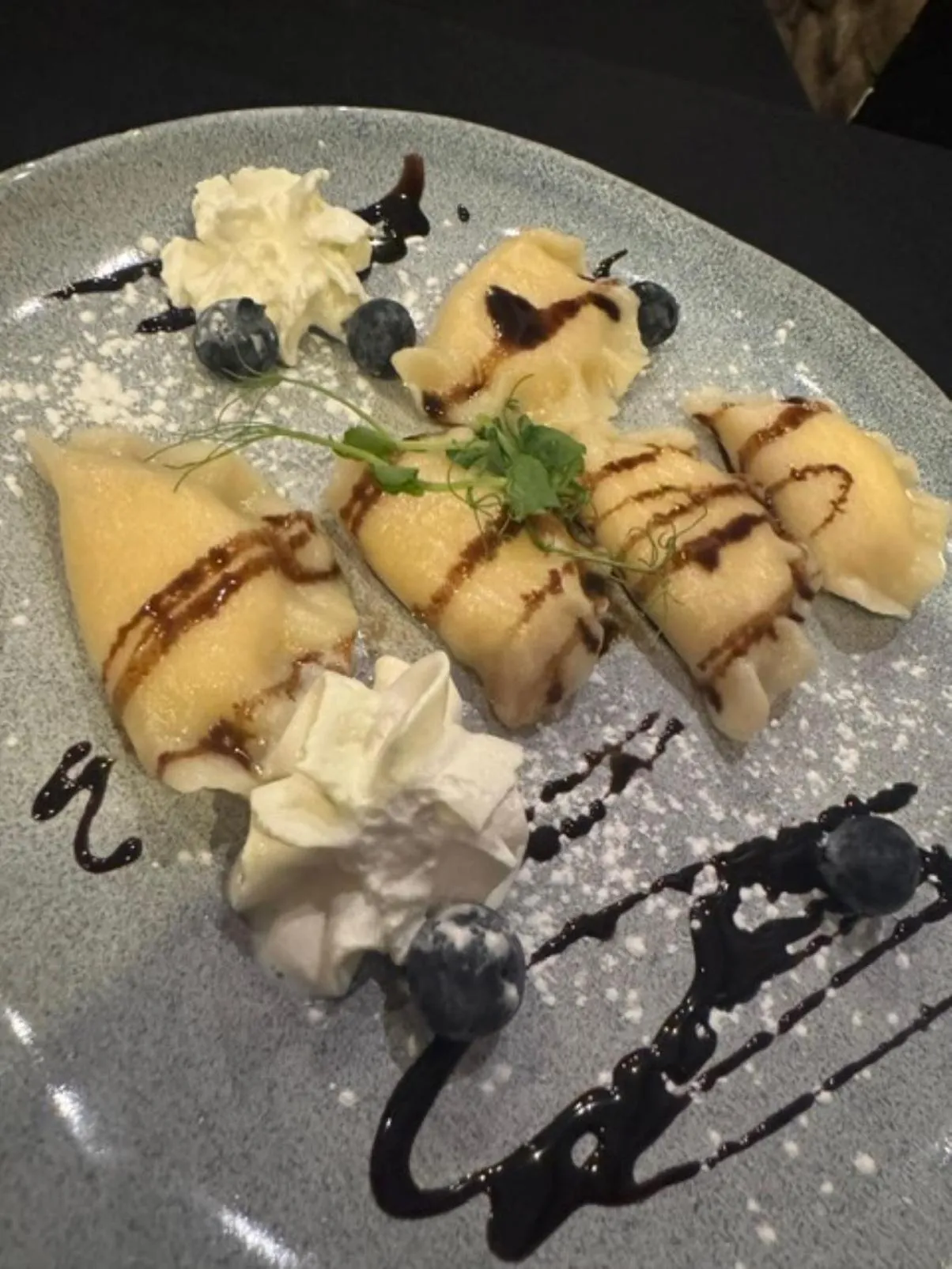 Restaurant/places to eat in Elemels Planet