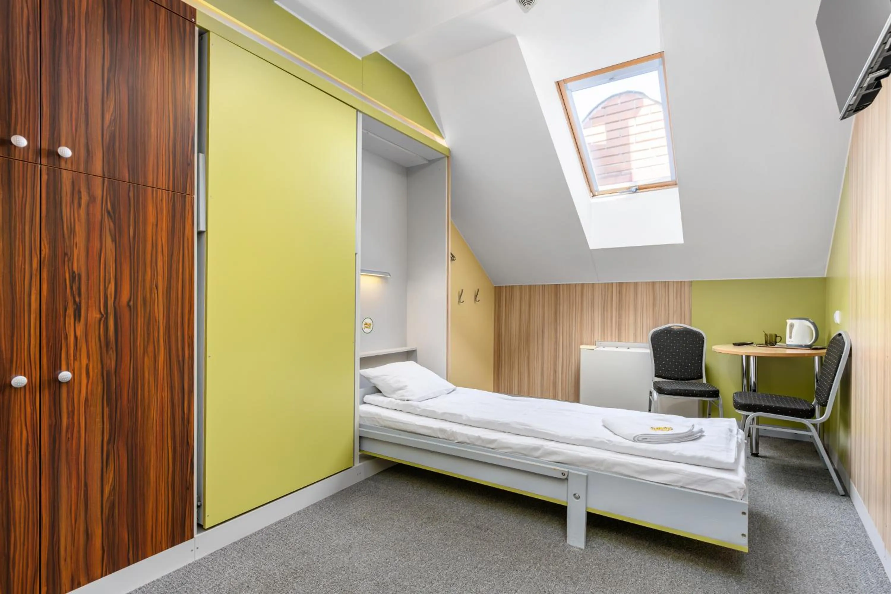 Bed in Elemels Planet