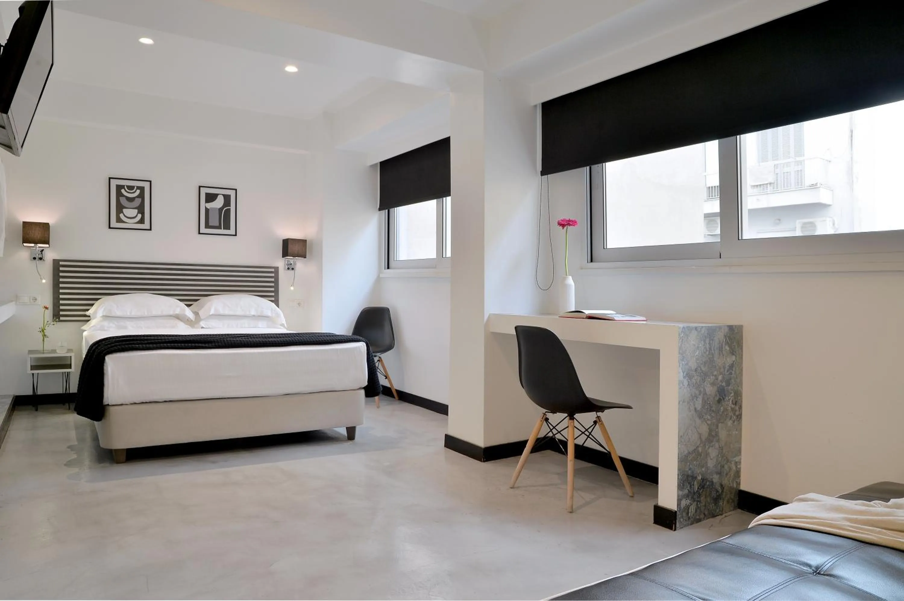 Photo of the whole room, Bed in Alter Athens