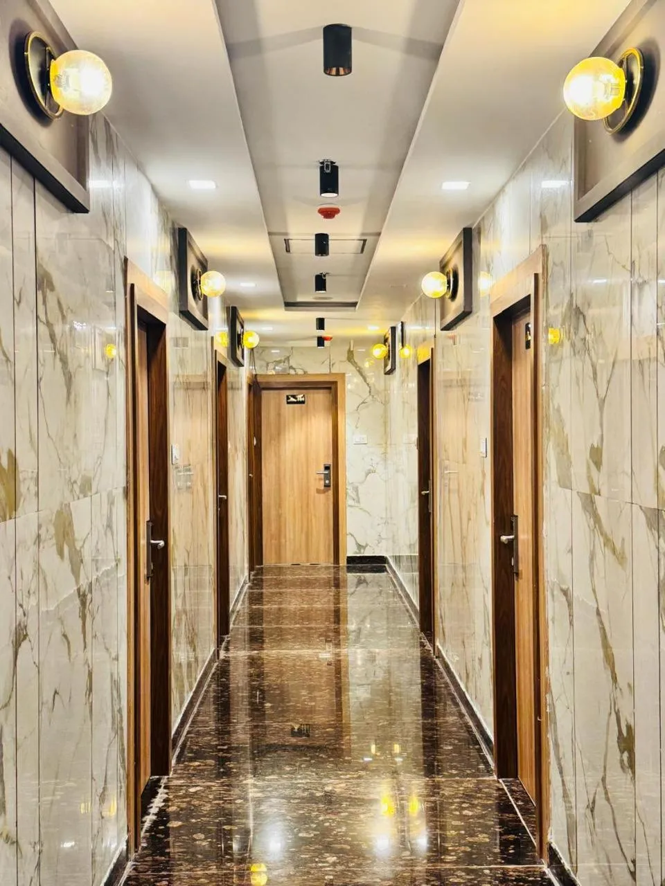 Property building in Hotel Skyland