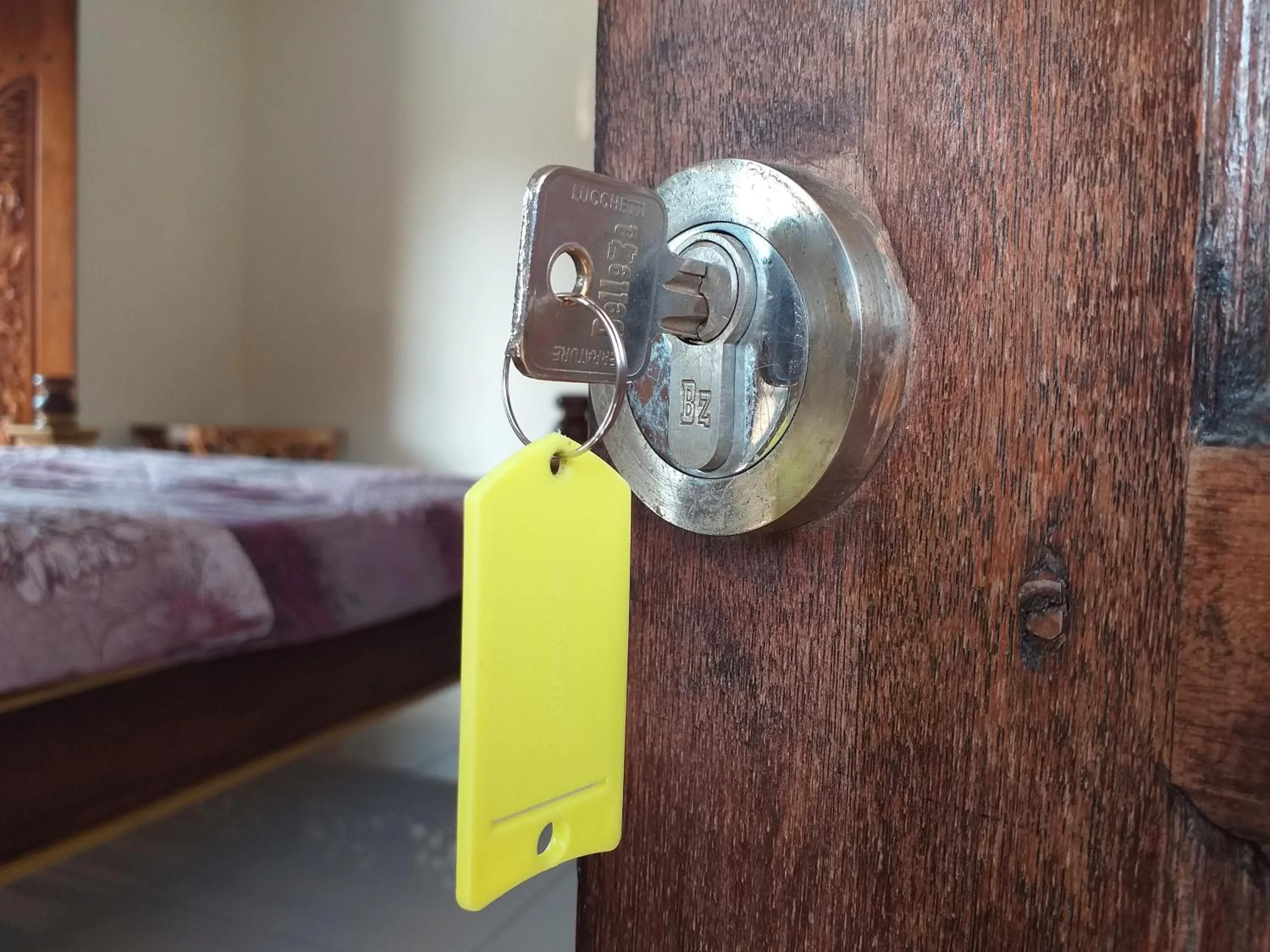 Decorative detail, Bed in Puri Asri Bungalow Ubud