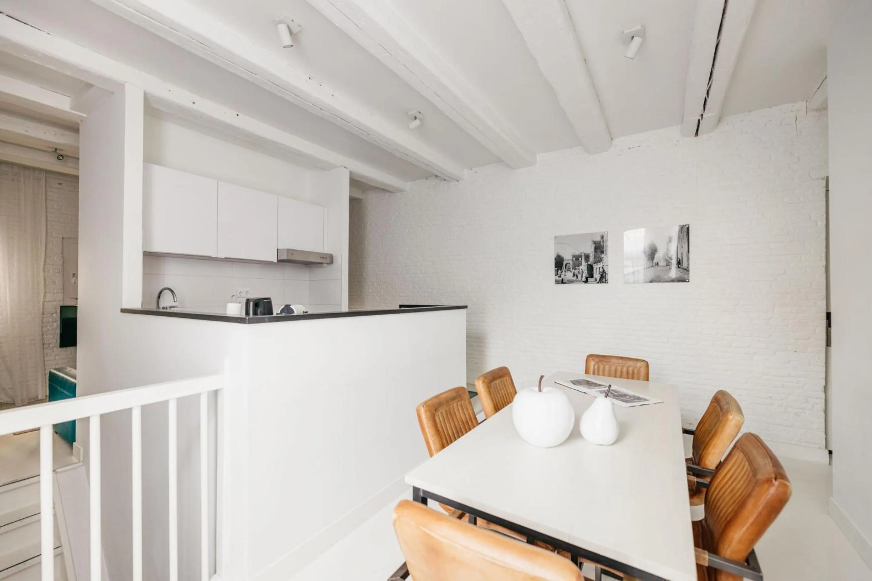 Kitchen or kitchenette in YAYS Amsterdam Salthouse Canal by Numa