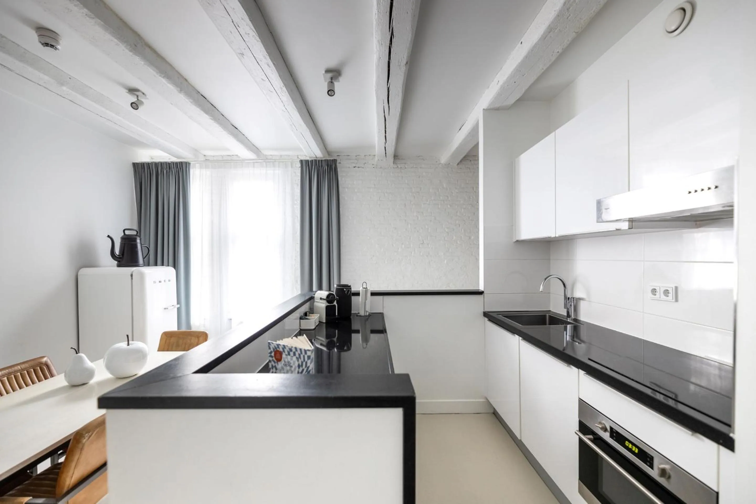 Kitchen or kitchenette in YAYS Amsterdam Salthouse Canal by Numa