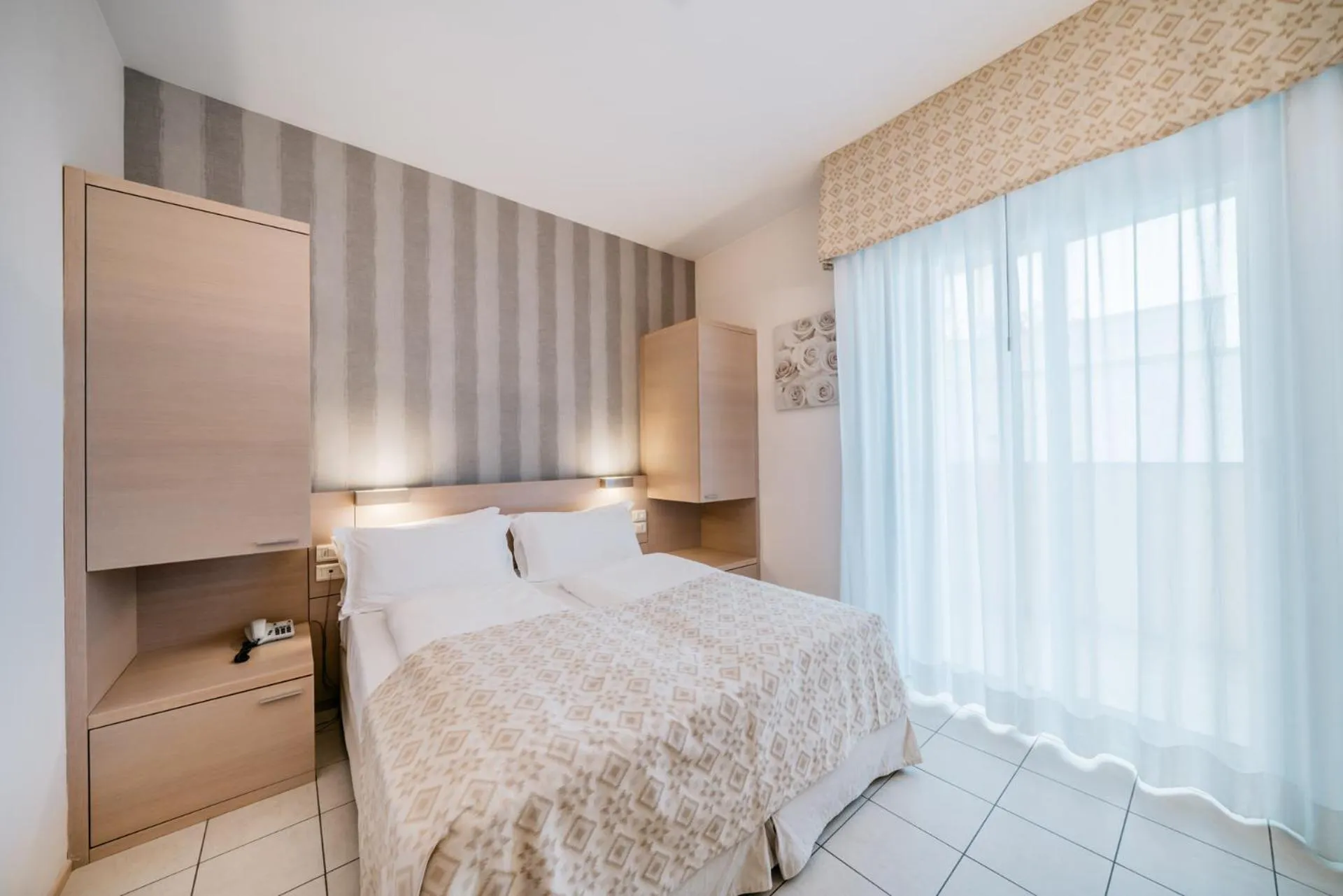 Bedroom, Bed in Hotel Europa Lignano