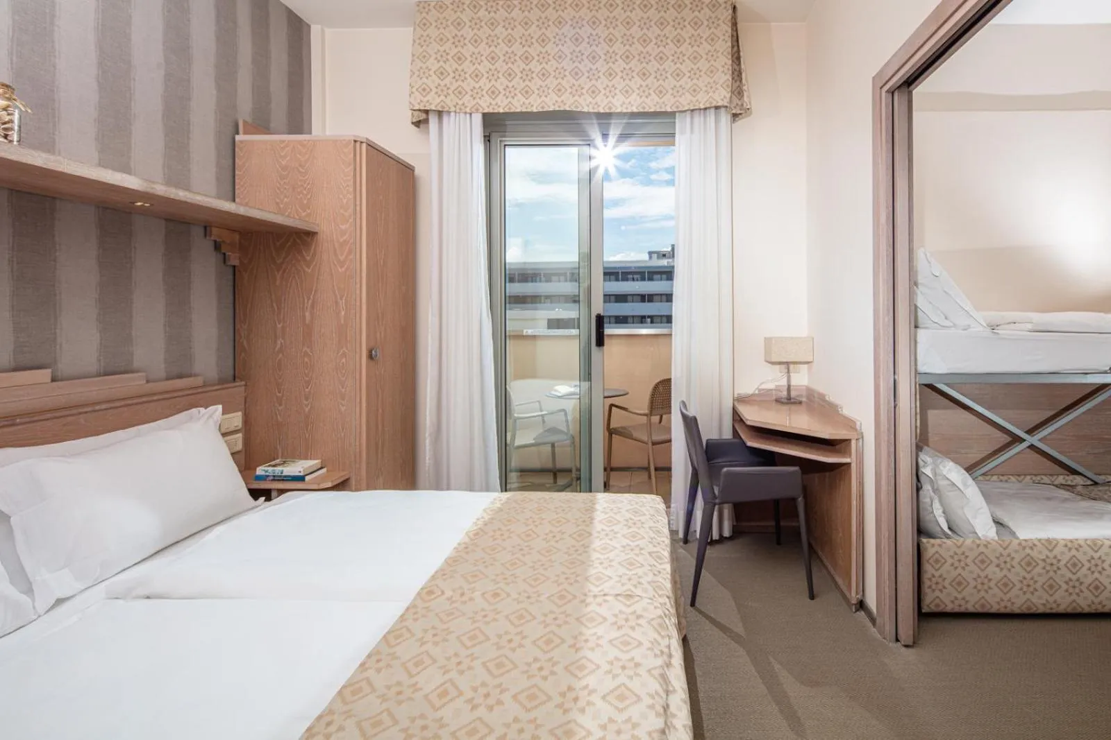 Bedroom, Bed in Hotel Europa Lignano