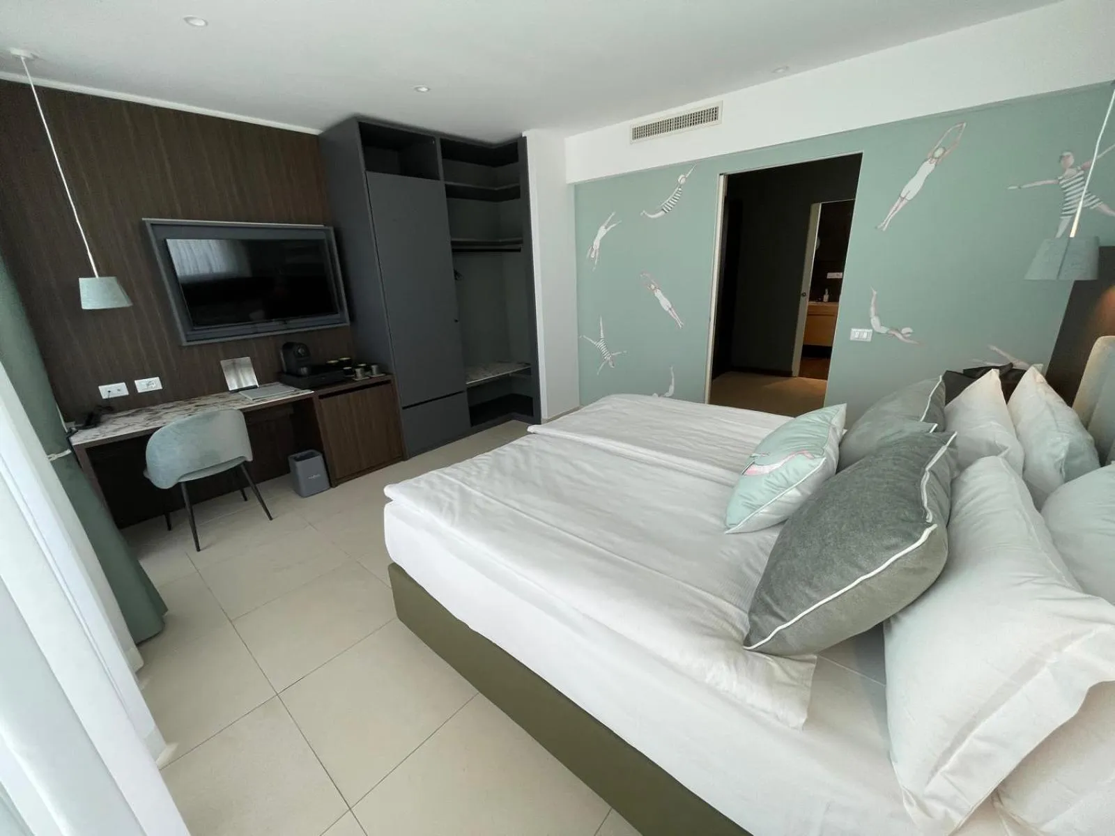 Photo of the whole room, Bed in Hotel Europa Lignano