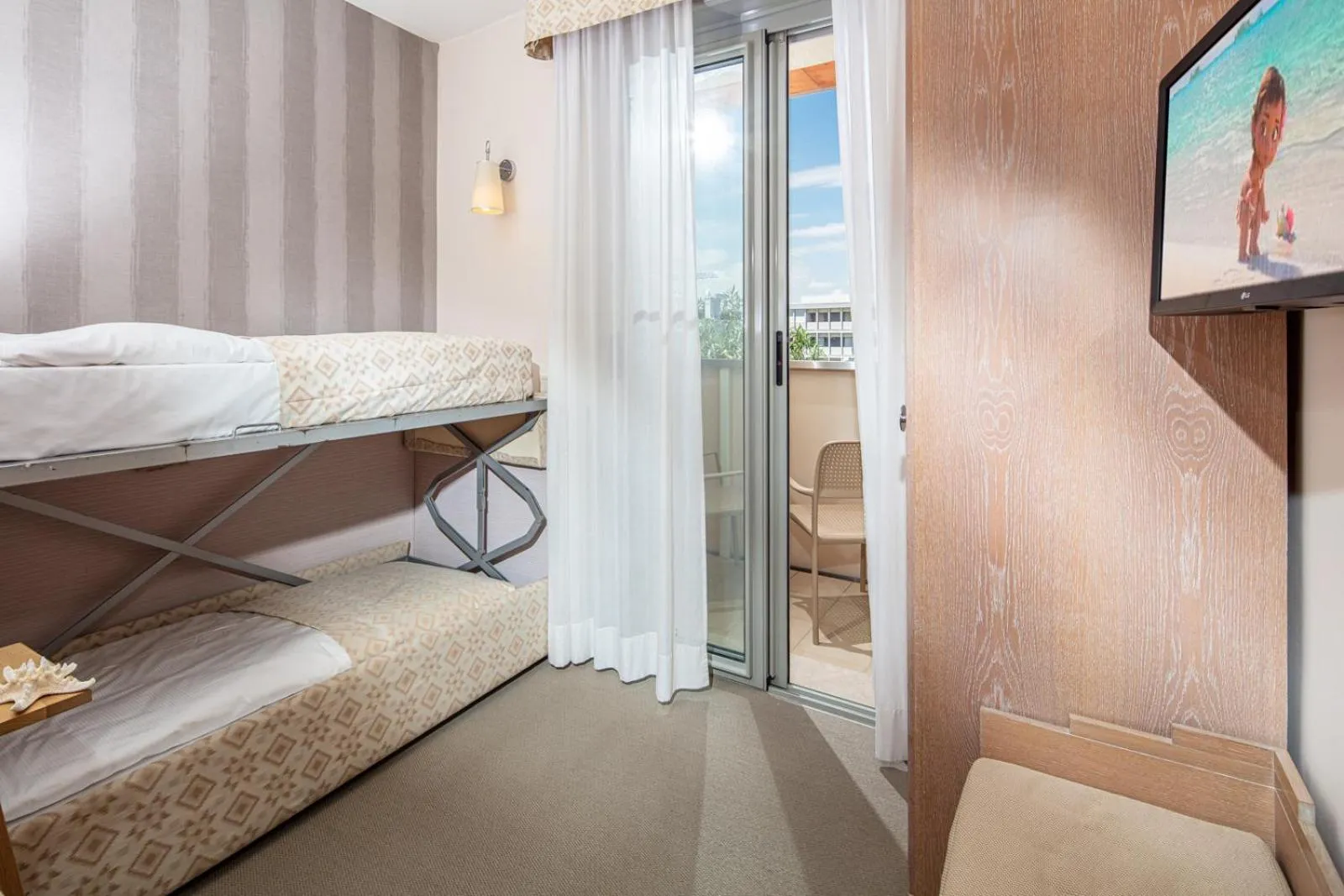 Bedroom, Bed in Hotel Europa Lignano