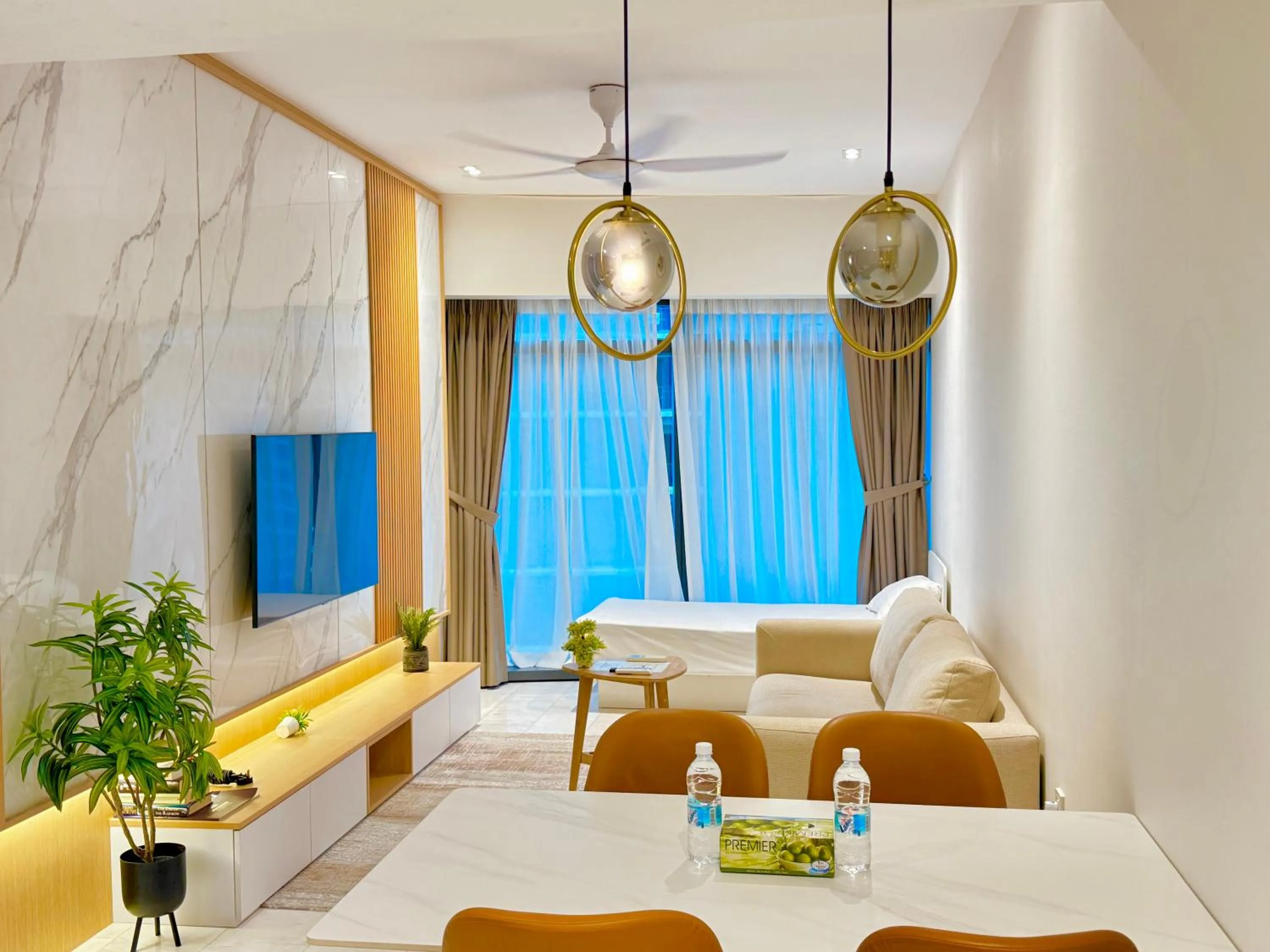 Bed in Crystal Service Suite At Eaton KLCC