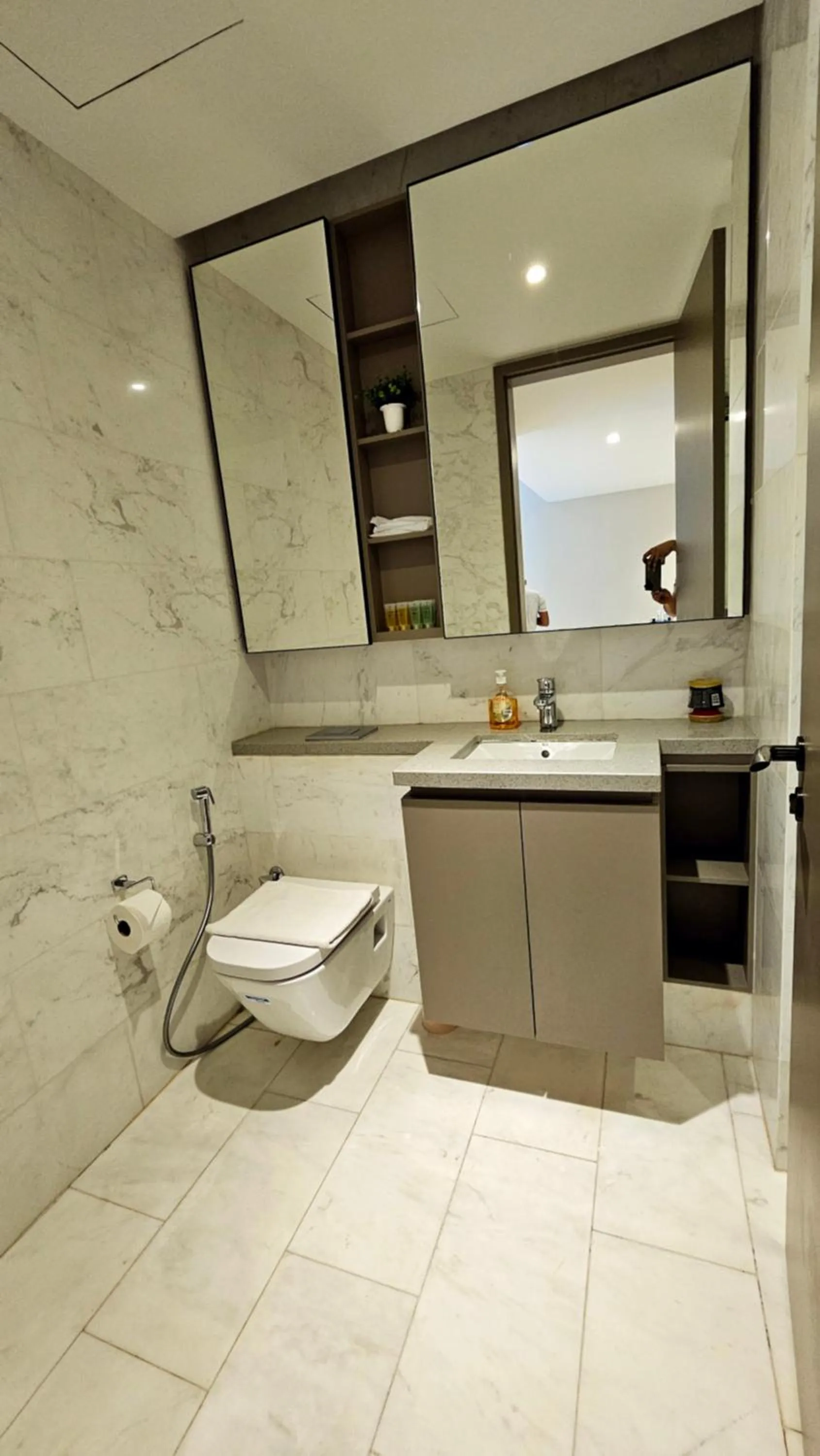 Toilet in Crystal Service Suite At Eaton KLCC