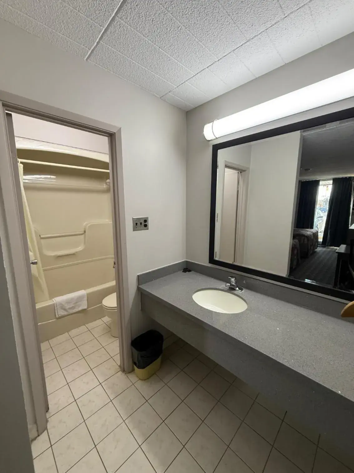 Double Room - single occupancy in Fort York Motel Double Room - single occupancy in Fort York Motel