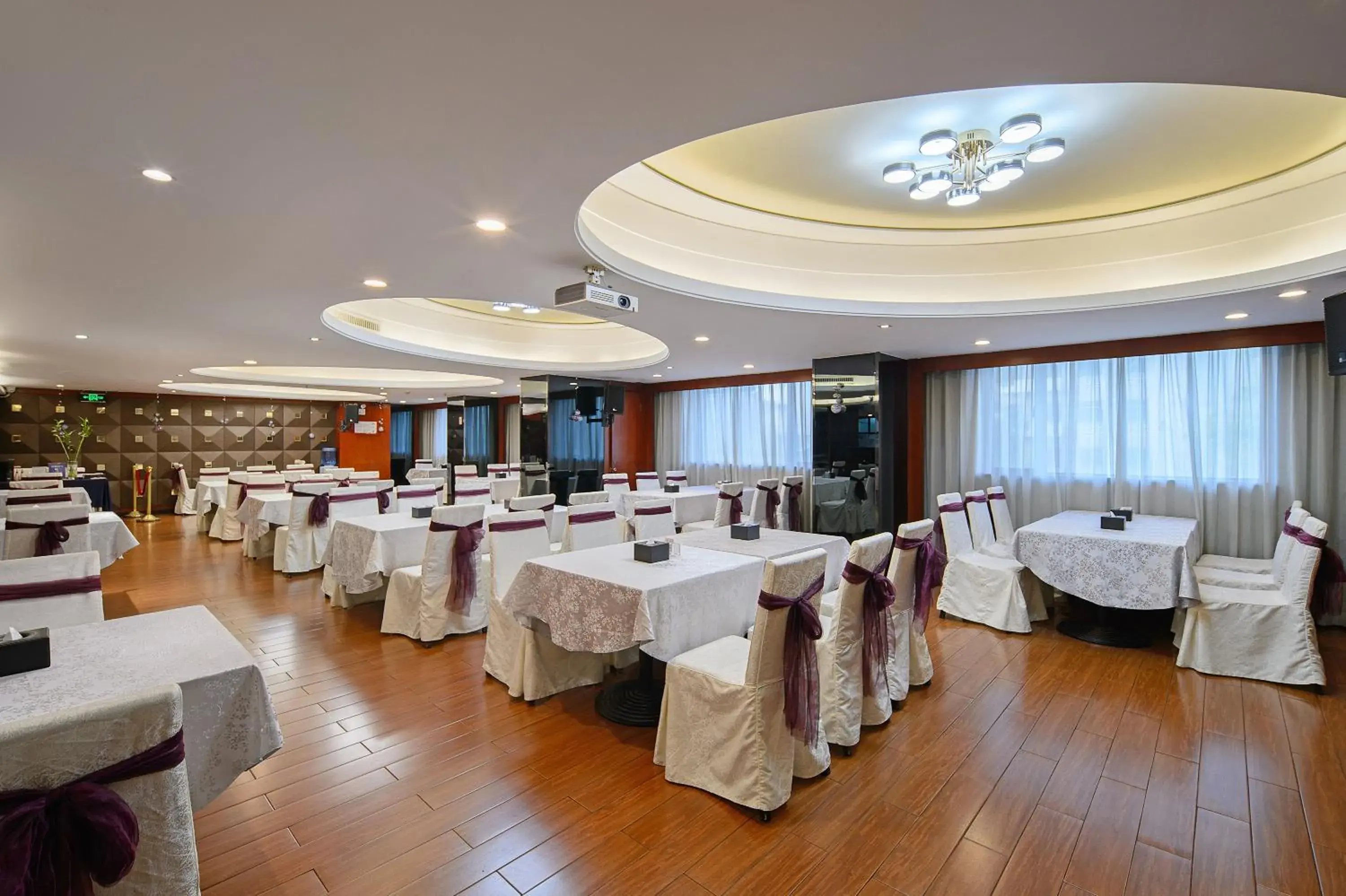Restaurant/places to eat in Foshan Rezen Select Pasonda Hotel Restaurant/places to eat in Foshan Rezen Select Pasonda Hotel
