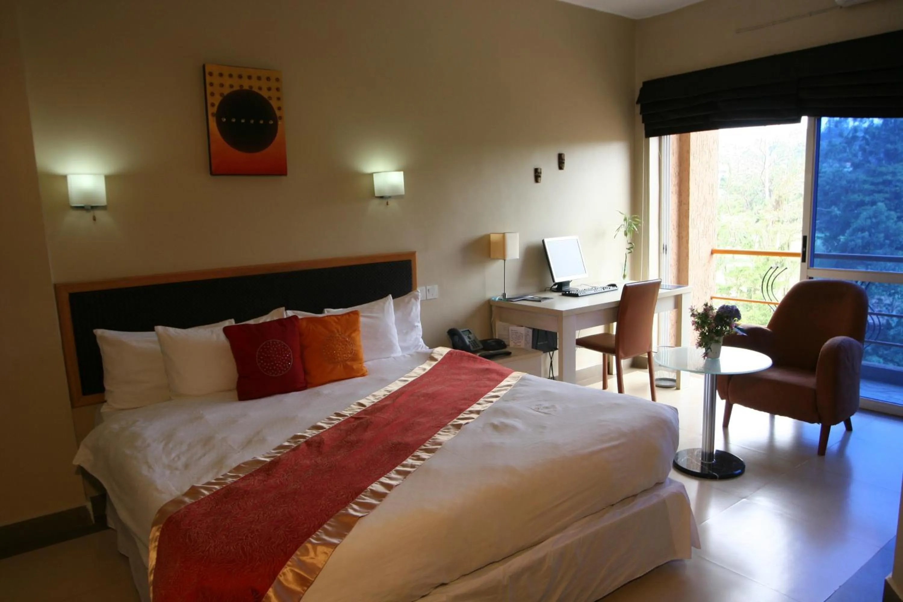 Photo of the whole room, Bed in Metropole Hotel Kampala