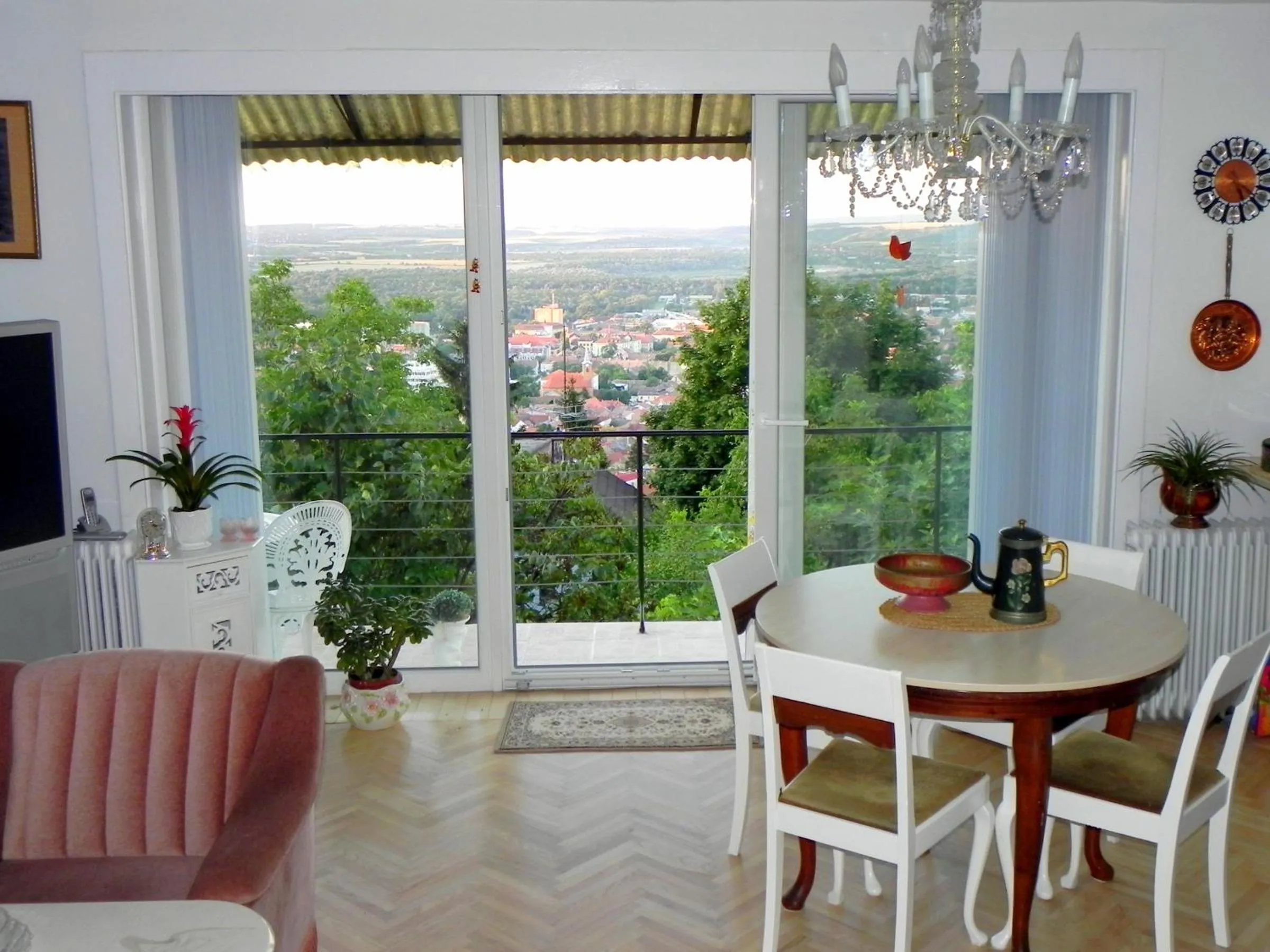 Tulipán Panoráma Apartman