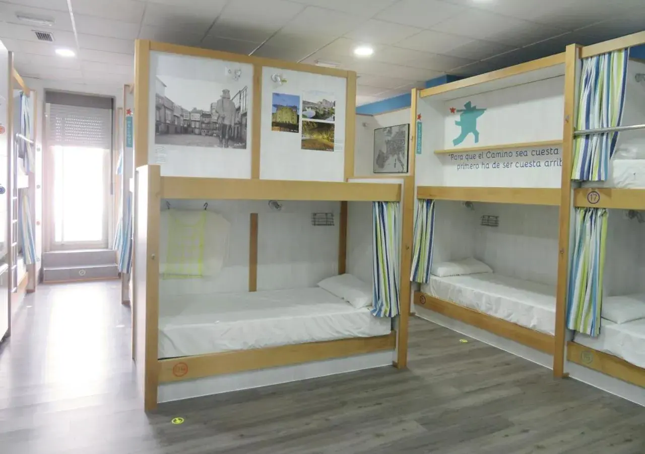 Bunk Bed in Mixed Dormitory Room in Albergue Corredoiras Bunk Bed in Mixed Dormitory Room in Albergue Corredoiras