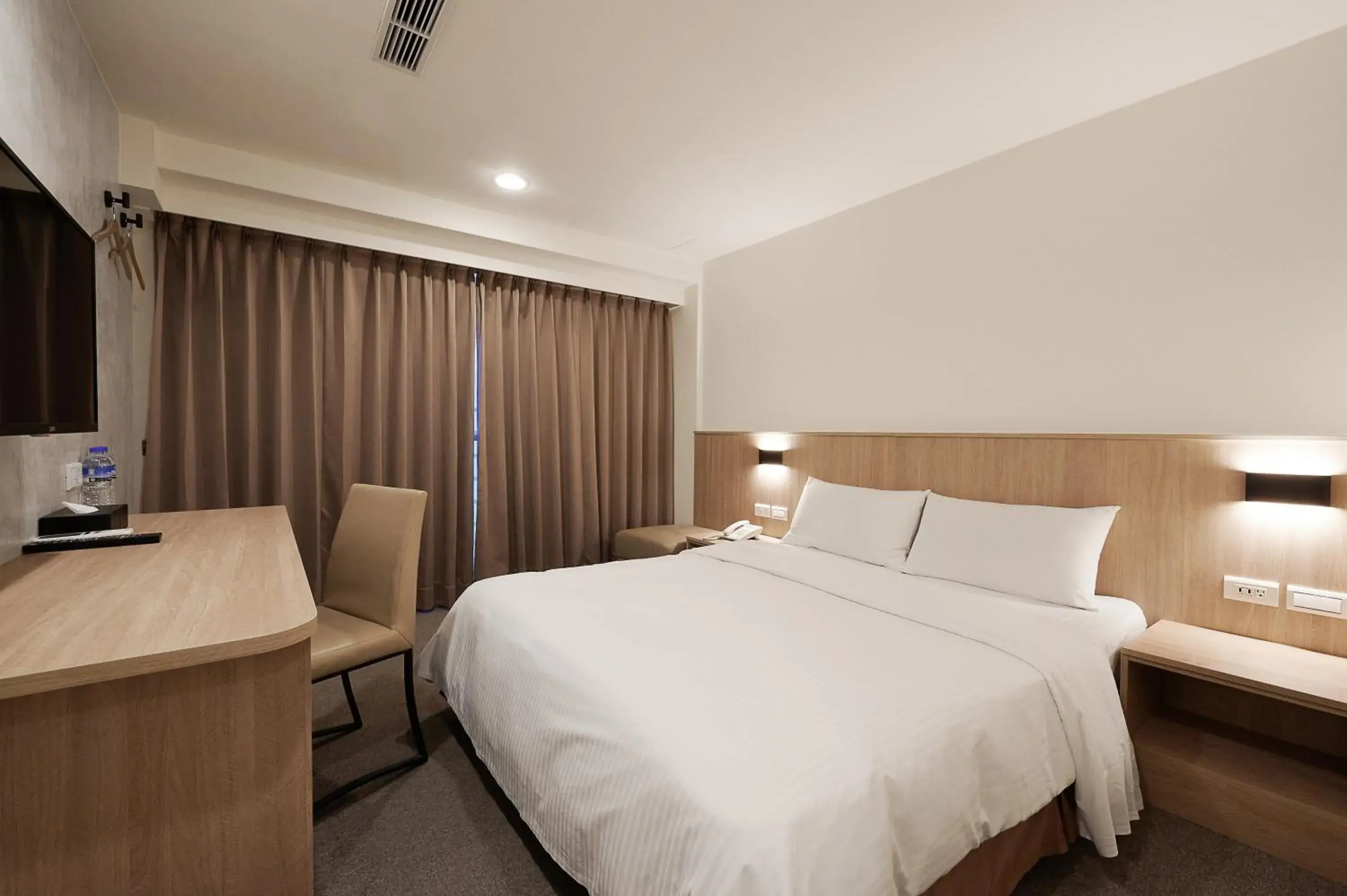 Standard Double Room in Nei Jiang Hotel Standard Double Room in Nei Jiang Hotel