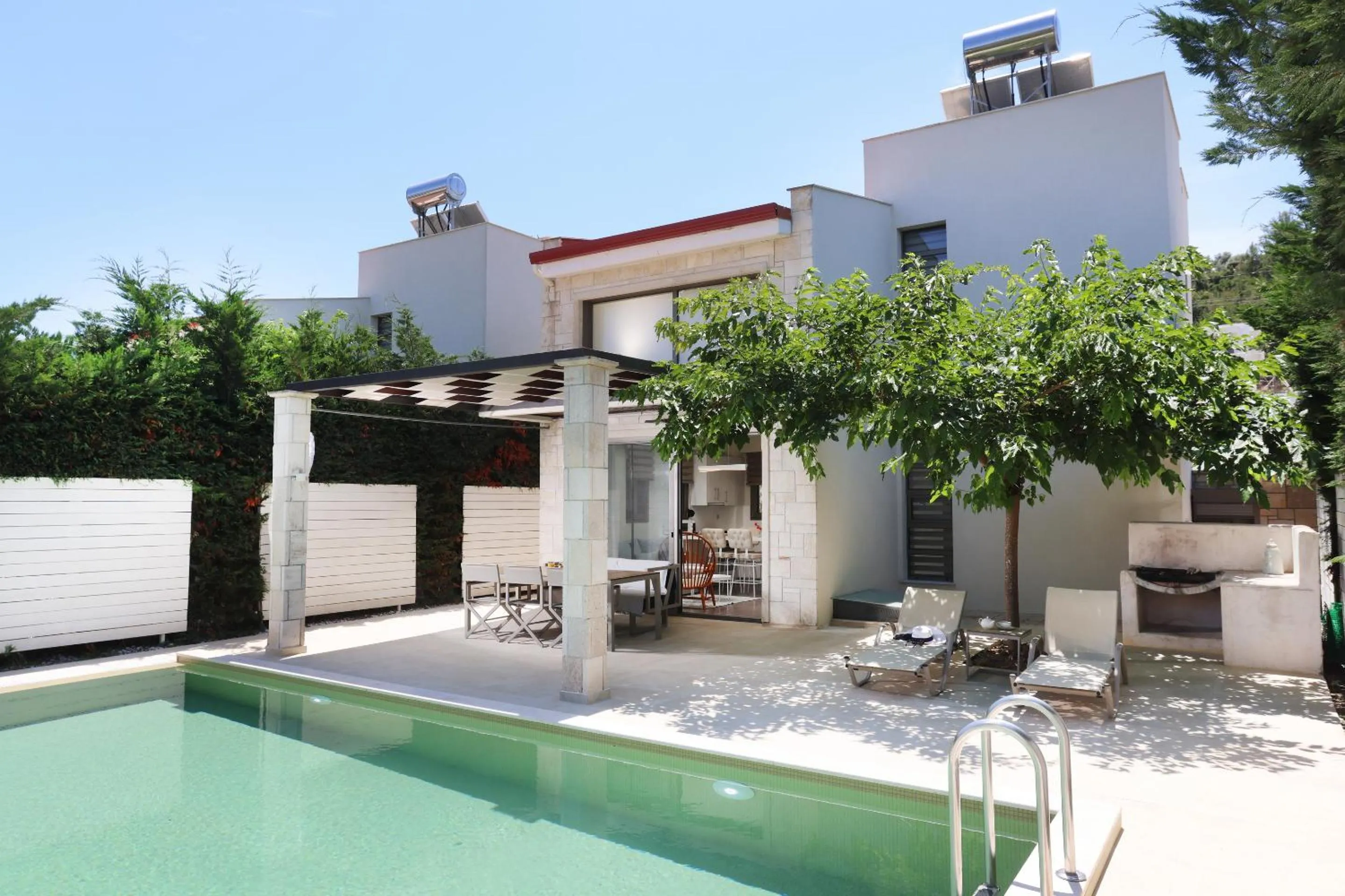 W Villas Halkidiki