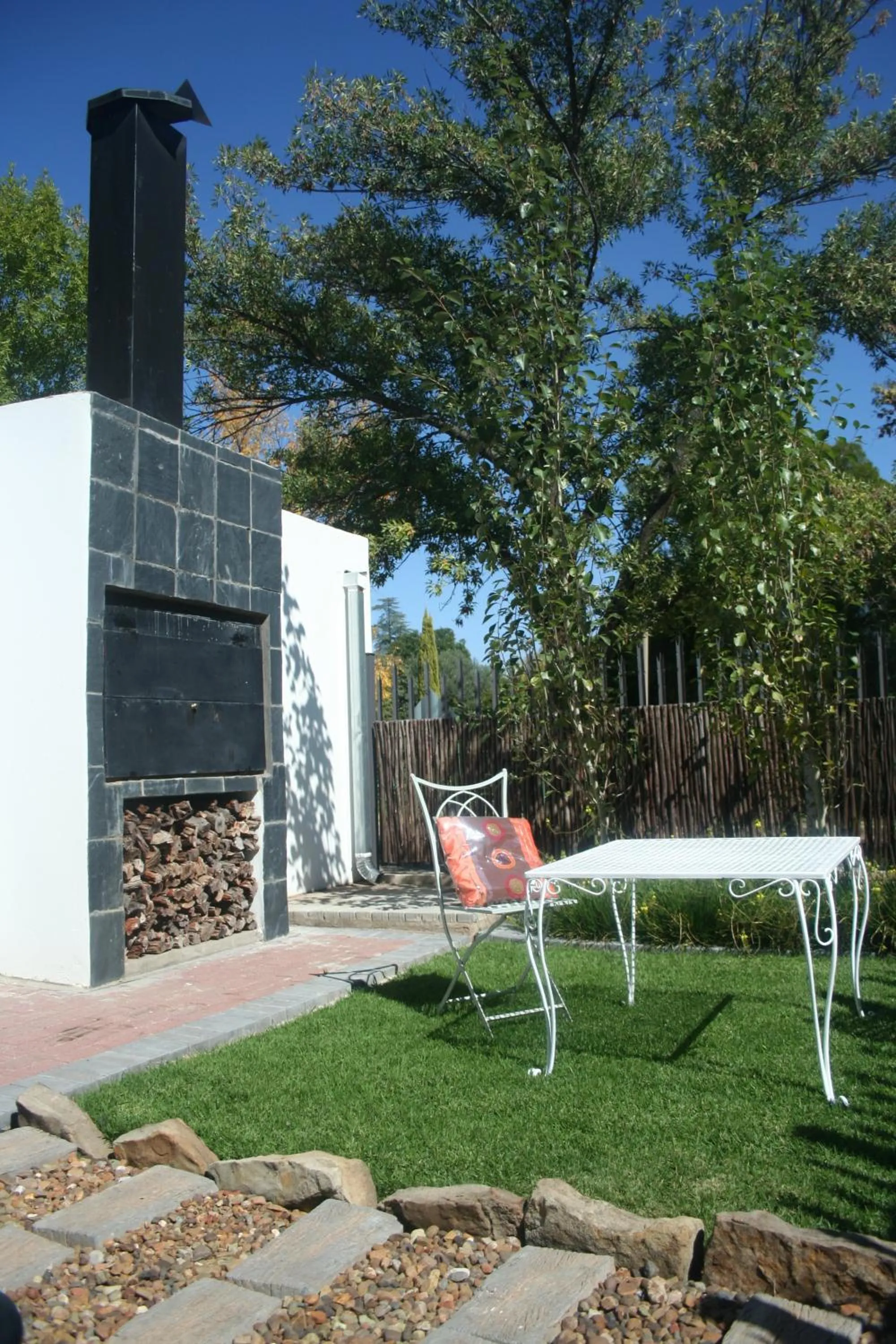 BBQ facilities in Cornerstone Bed and Breakfast Kroonstad