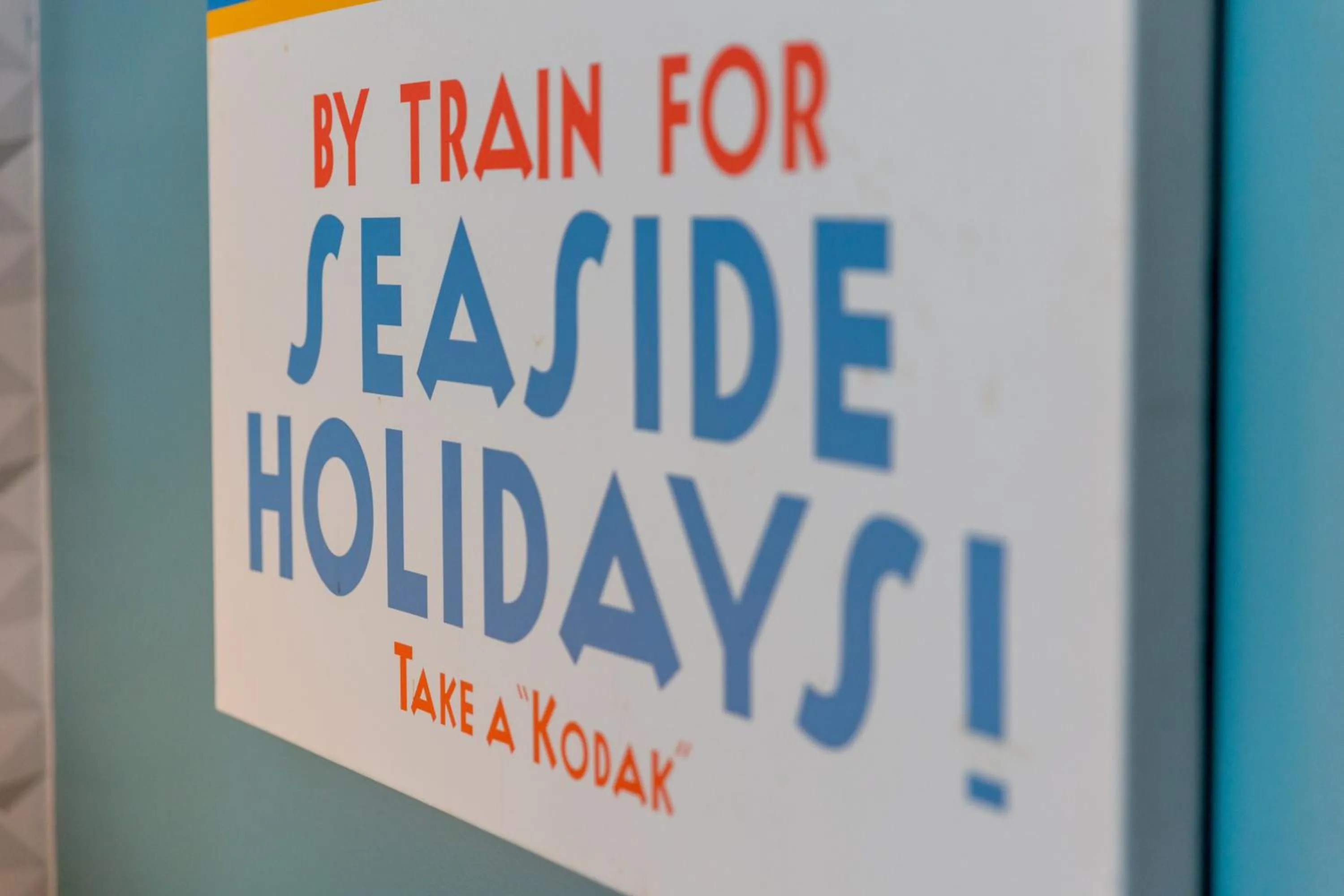 Text overlay in Hilton Bournemouth