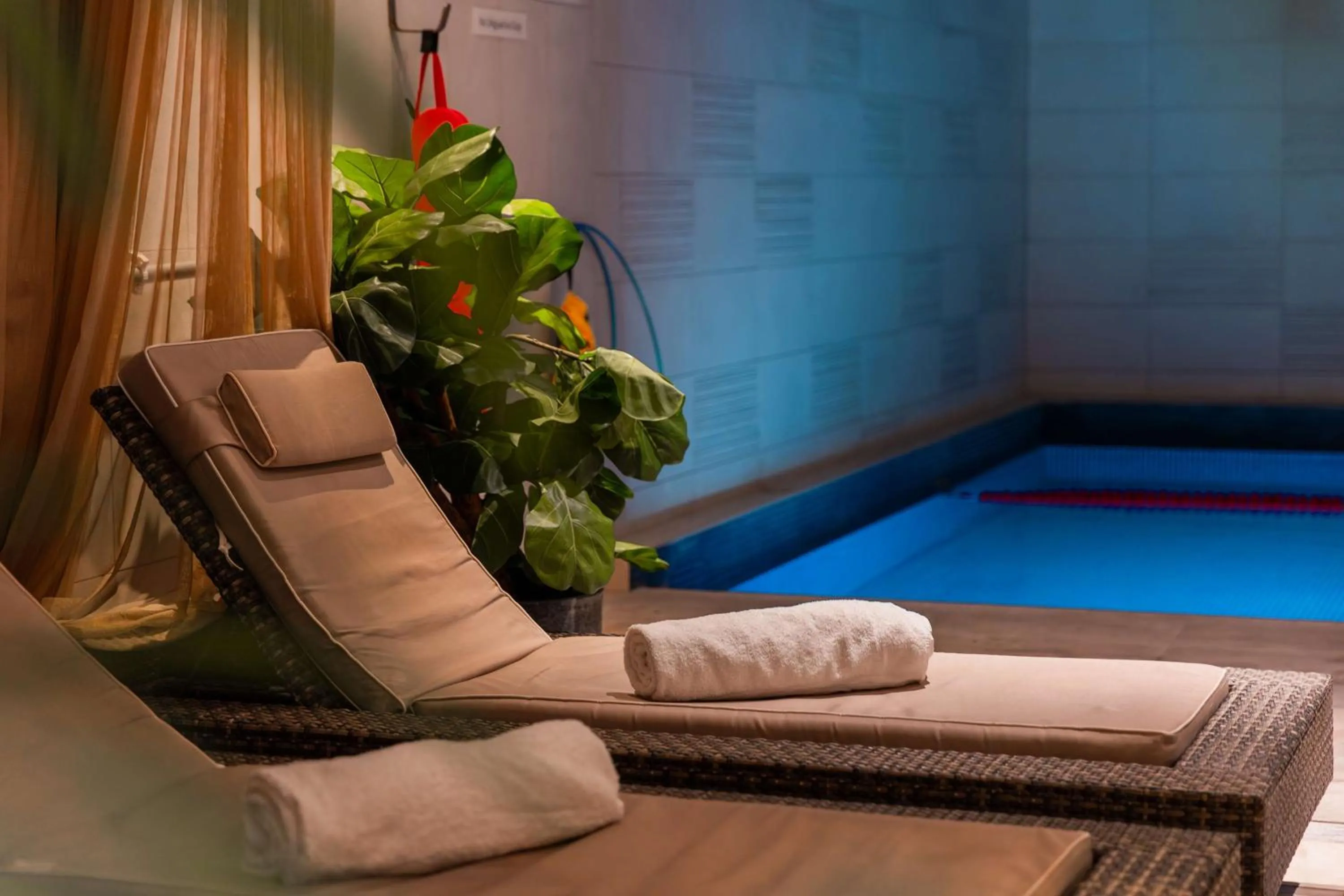 Pool view in Hilton Bournemouth