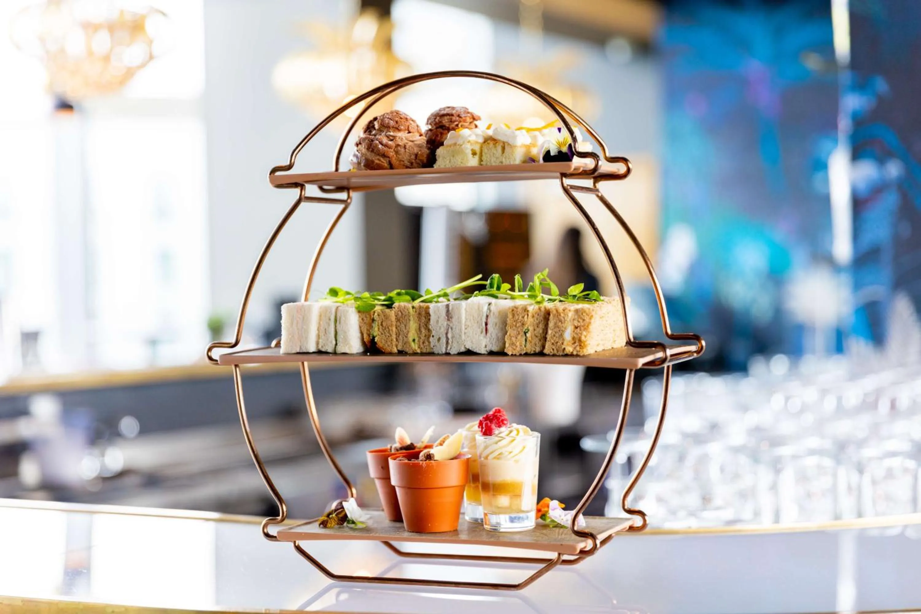 Dining area in Hilton Bournemouth