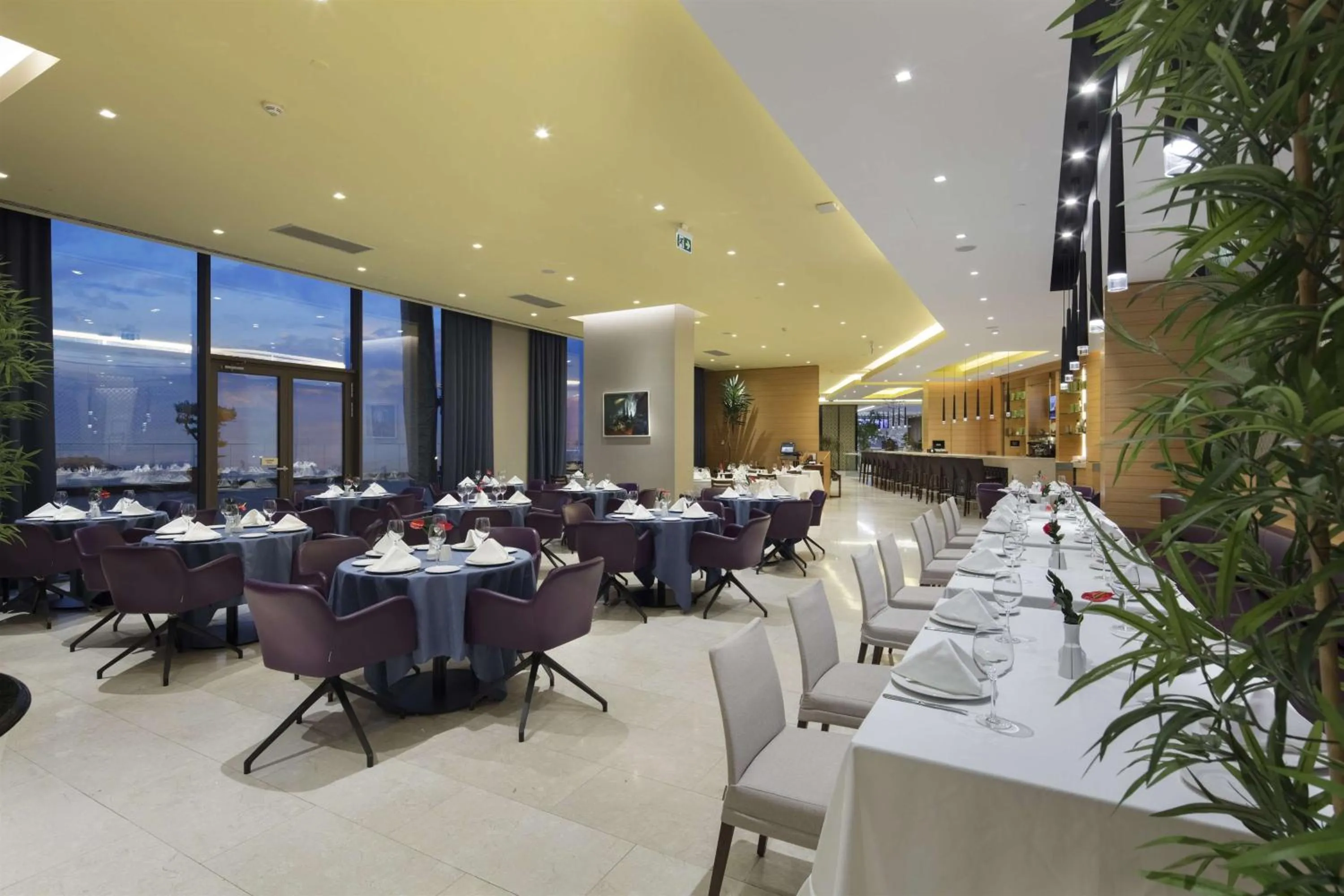 Restaurant/places to eat in DoubleTree by Hilton Trabzon